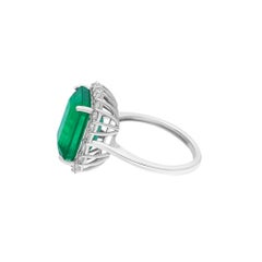 Zambian Emerald Cocktail Ring SI Clarity HI Color Diamond 18 Karat White Gold