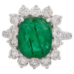 Natural Emerald Cocktail Ring SI Clarity HI Color Diamond 18 Karat White Gold