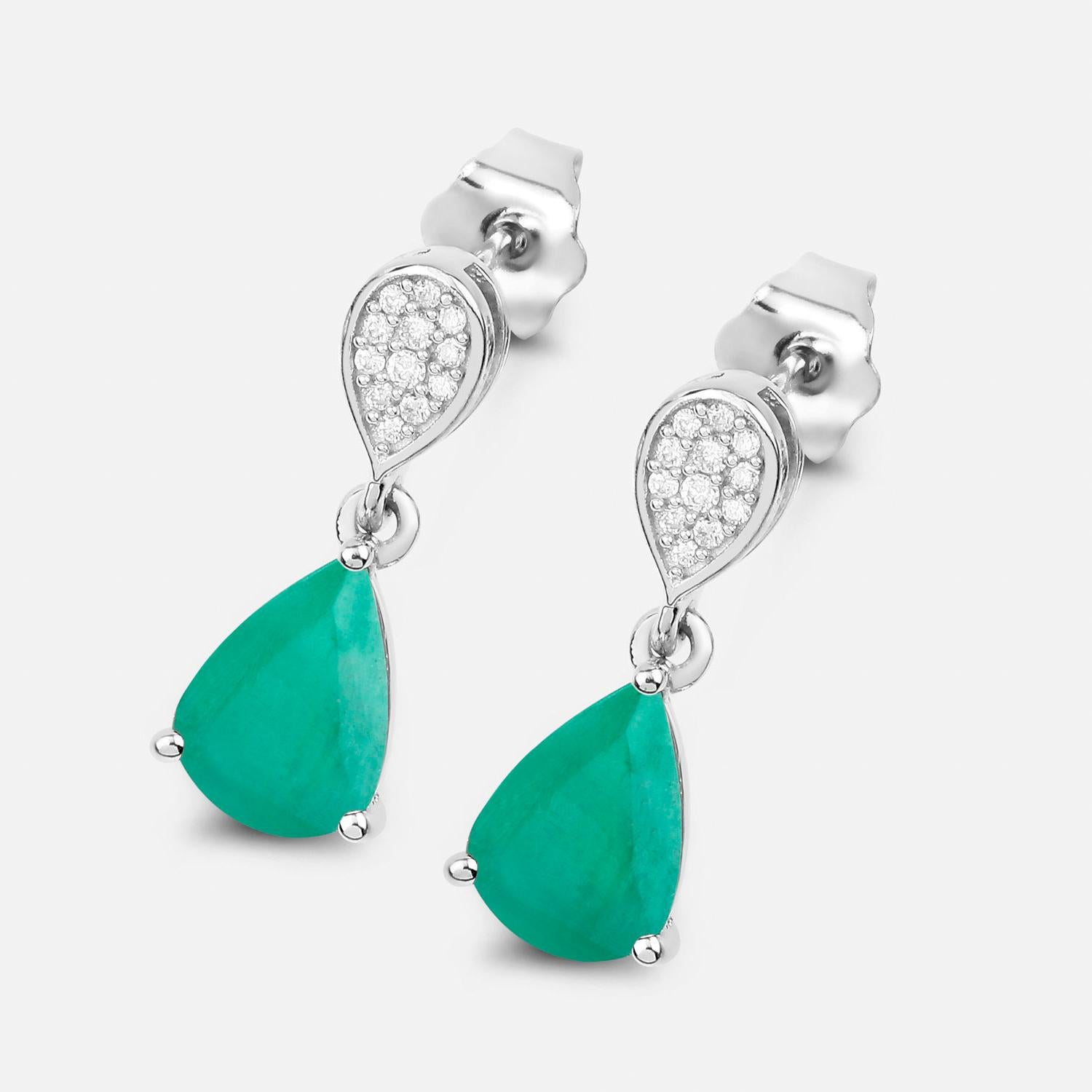 Contemporaneo Zambian Emerald Dangle Earrings Diamonds 2.26 Carats 10K White Gold in vendita