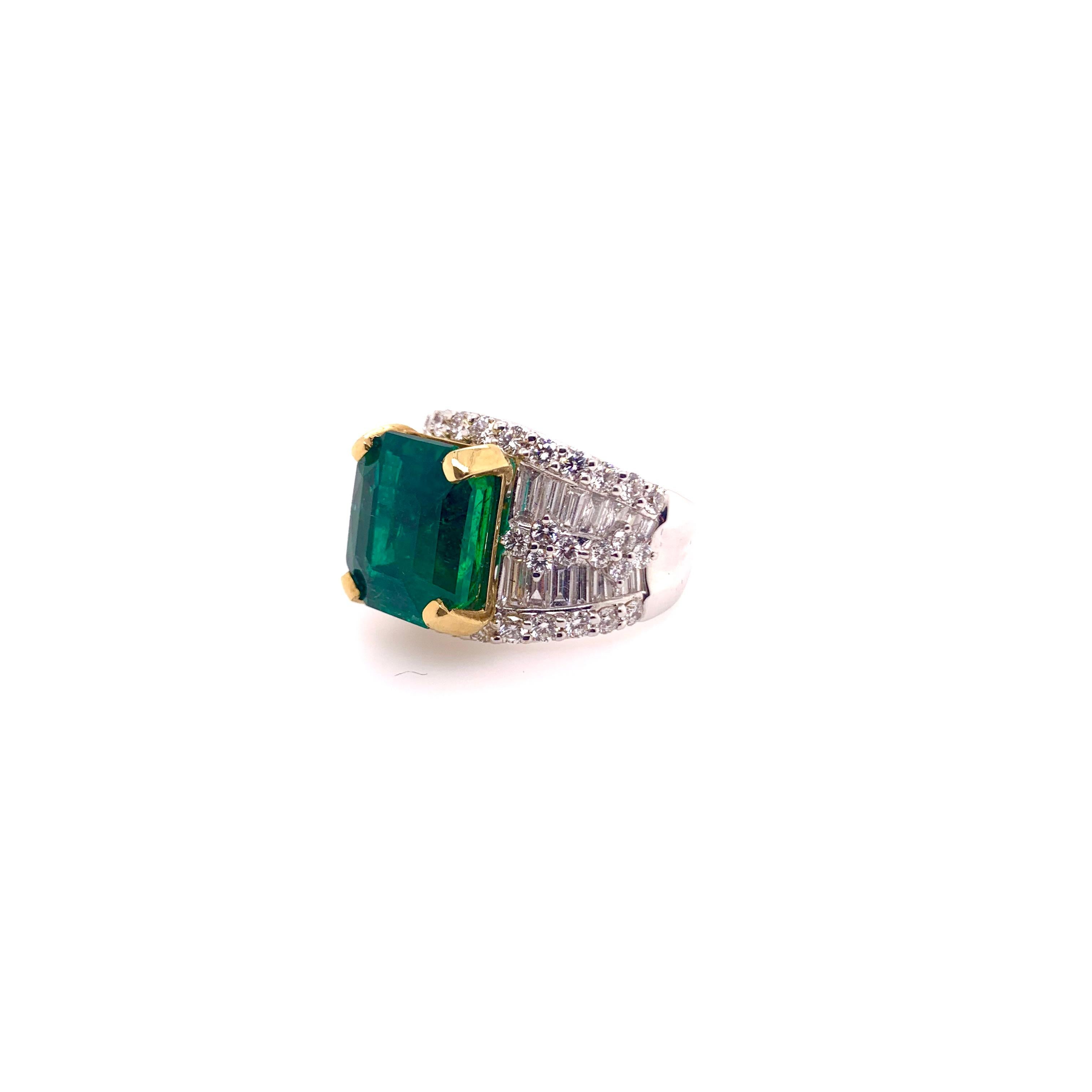 Women's or Men's Zambian Emerald Diamond Cocktail Band Ring For Sale