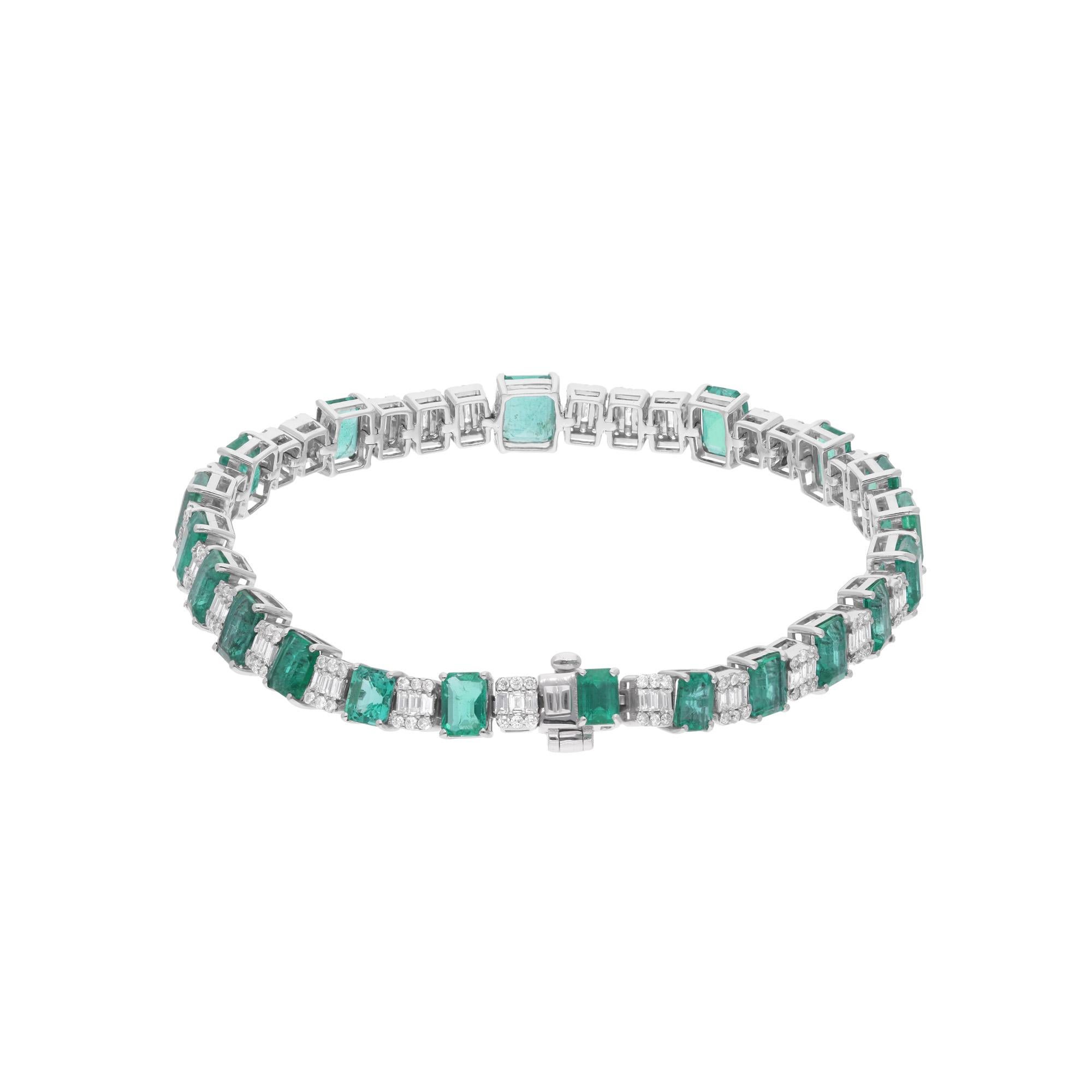Art déco Bracelet de tennis en or blanc 18 carats avec émeraude zambienne et diamant Bijoux fins en vente