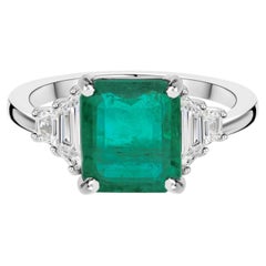 Zambian Emerald & Diamond Three-Stone Ring 18K White Gold