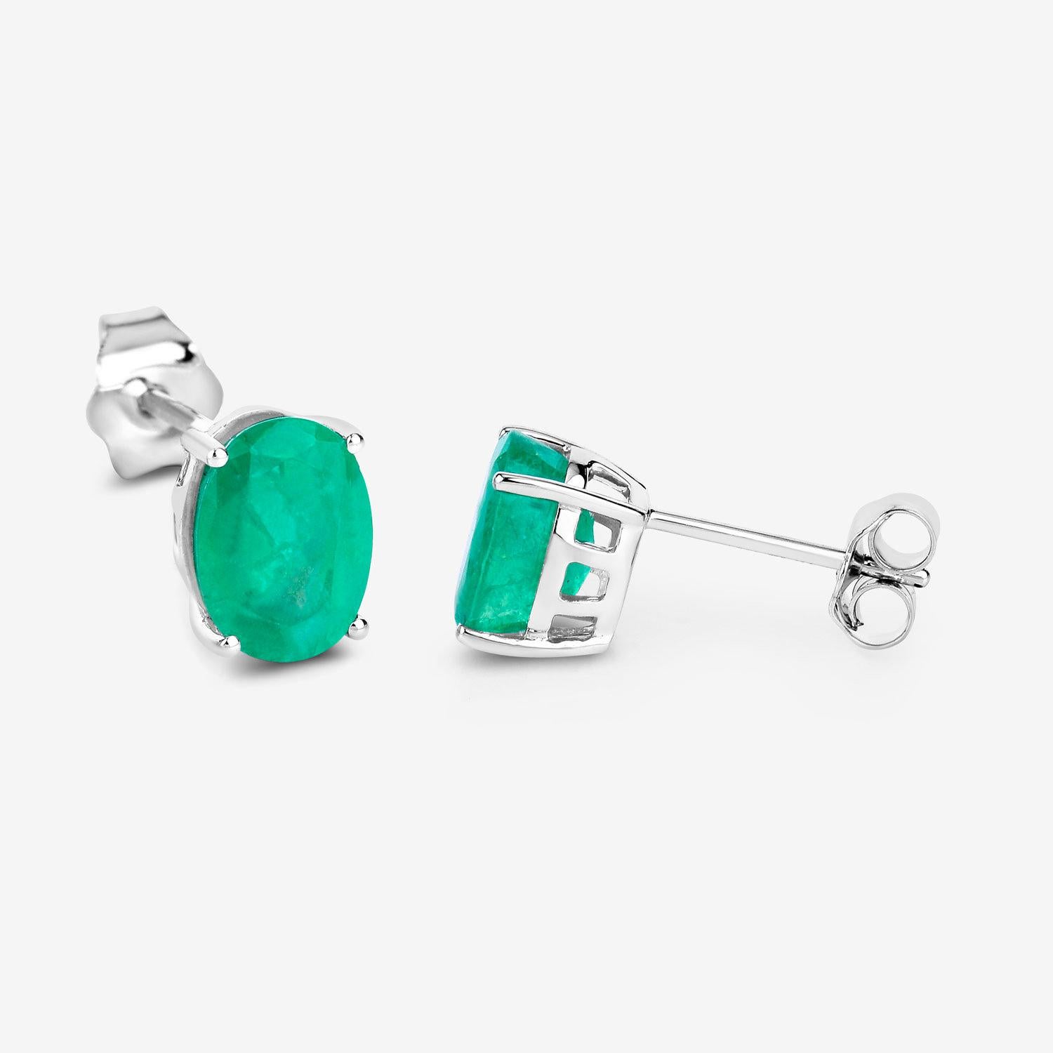 Taglio ovale Zambian Emerald Earrings 2.38 Carats 10K White Gold in vendita