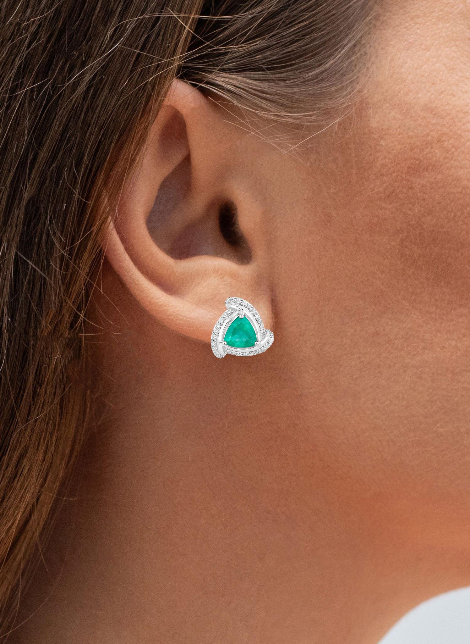 Sambische Smaragd-Ohrringe Diamanten 1,22 Karat 14K Weißgold (Trillionschliff) im Angebot