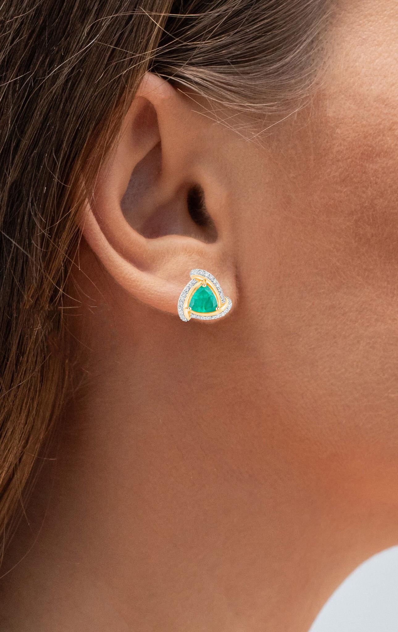 Taglio trillion Orecchini con smeraldo dello Zambia Diamanti 1,22 carati Oro giallo 14K in vendita