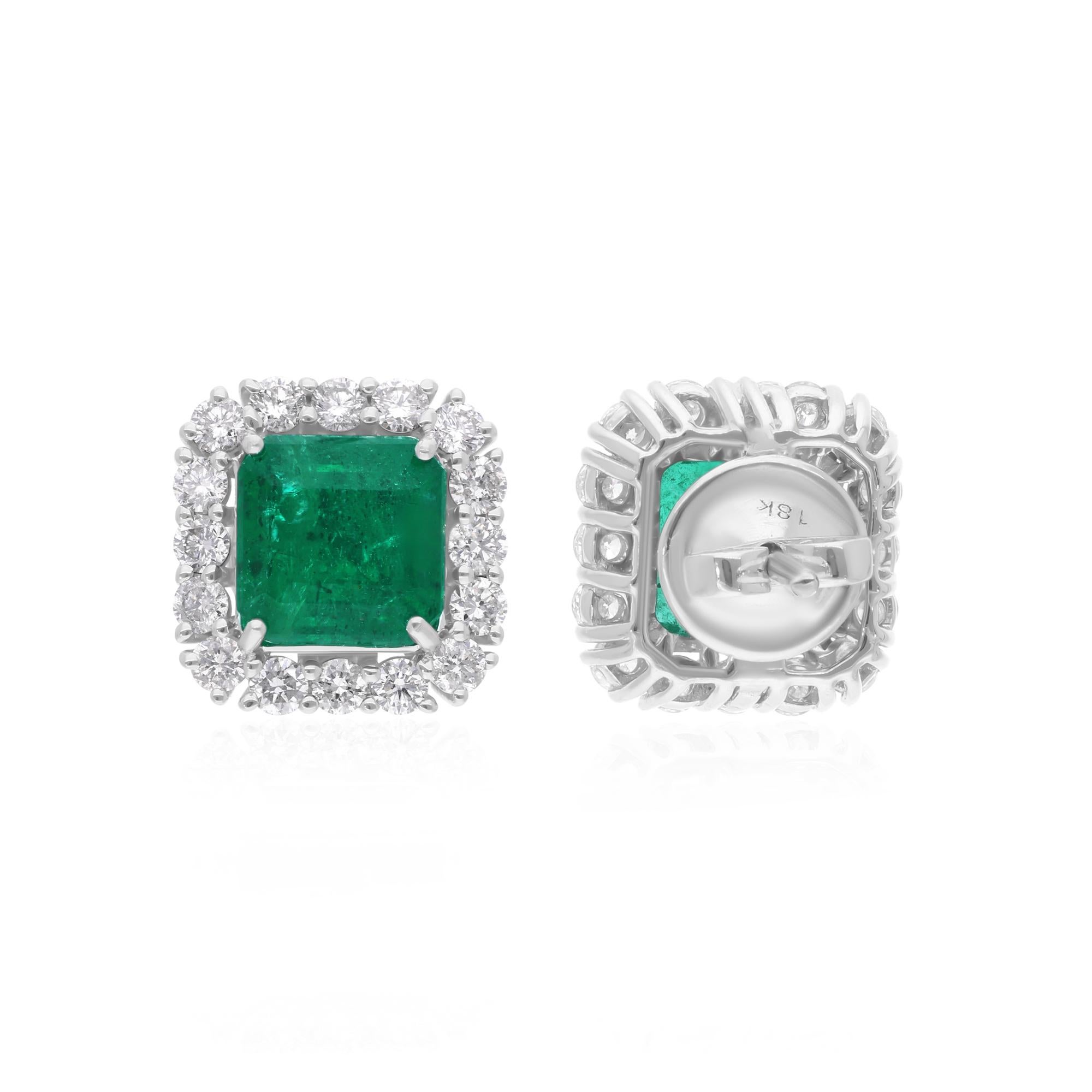 Cast from 18-karat gold, these exquisite earrings are handset with 3.87 carats Zambian emerald and 0.95 carats of sparkling diamonds.

FOLLOW SPECTRUM JEWELS storefront to view the latest collection & exclusive pieces. Spectrum Jewels is proudly