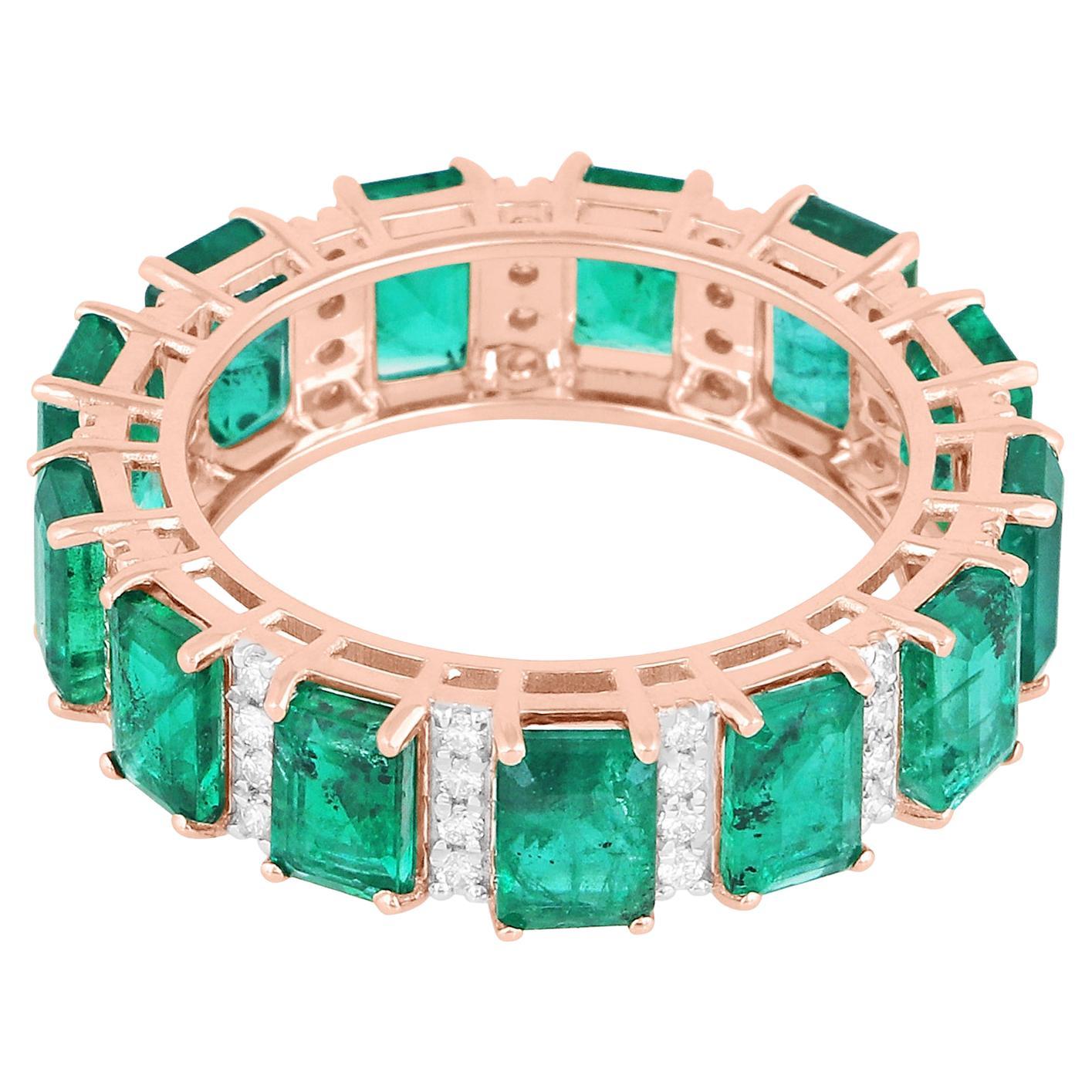 Zambian Emerald Gemstone Band Ring Diamond 18 Karat Rose Gold Handmade Jewelry For Sale