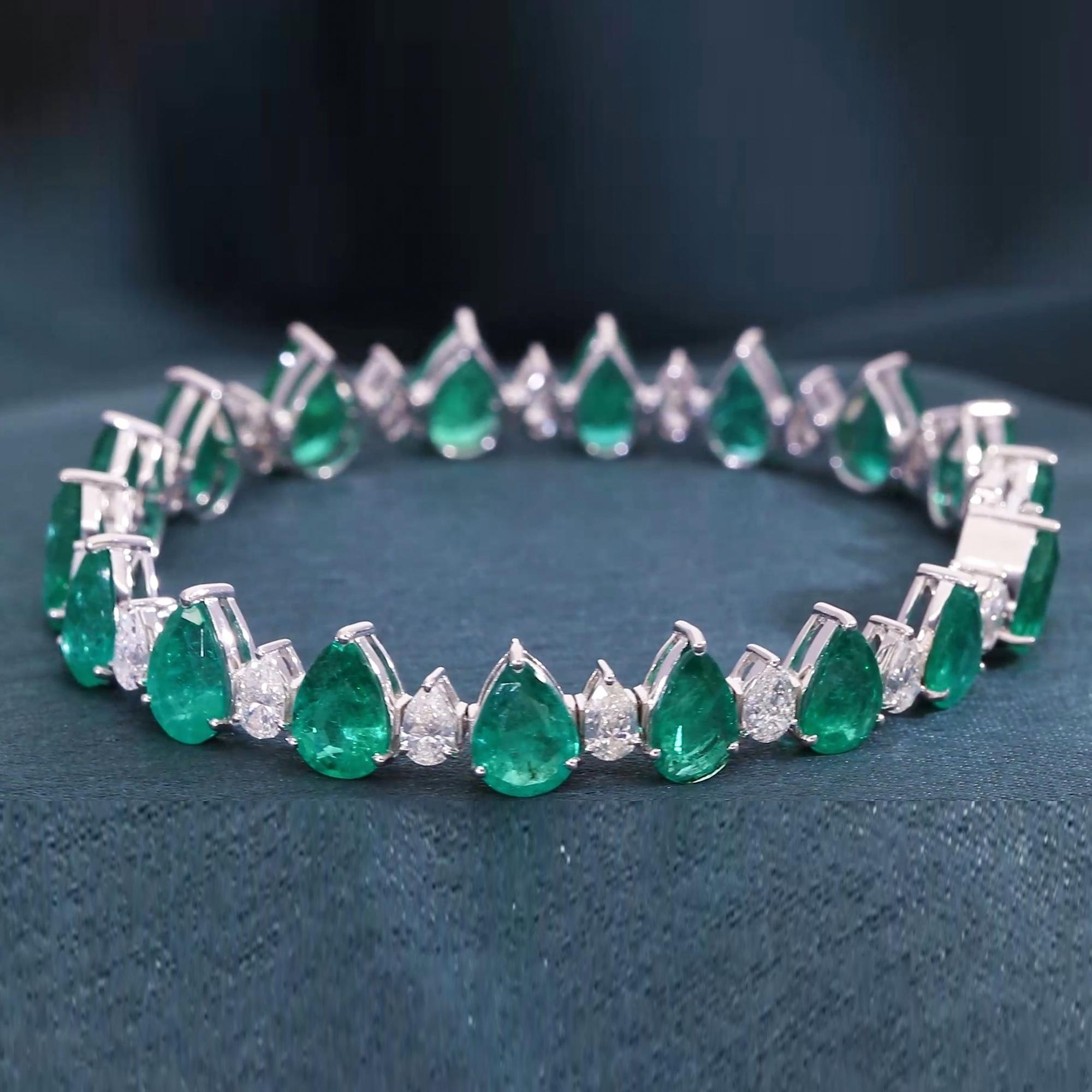 Modern Zambian Emerald Gemstone Bracelet Pear Diamond 18 Karat White Gold Fine Jewelry For Sale