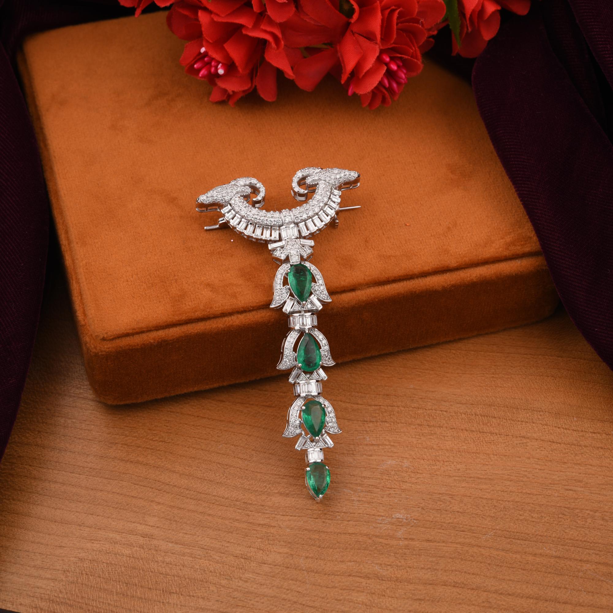 Zambian Emerald Gemstone Brooch Diamond Pendant 18 Karat White Gold Fine Jewelry In New Condition For Sale In Diera, Dubai