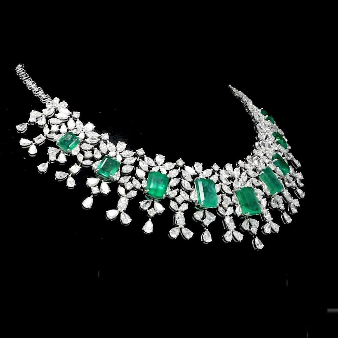 Modern Zambian Emerald Gemstone Choker Necklace Diamond 18 Karat White Gold Jewelry For Sale