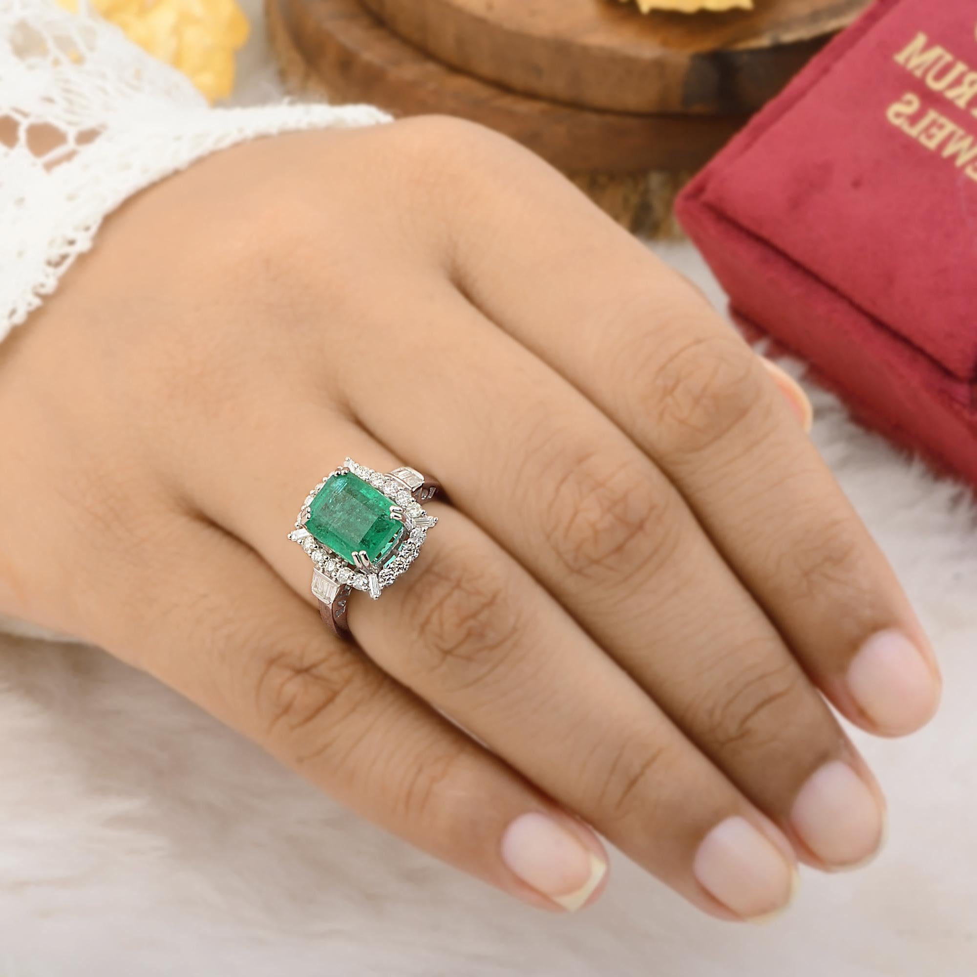 Women's Zambian Emerald Gemstone Cocktail Fine Ring Baguette Diamond 10 Karat White Gold For Sale
