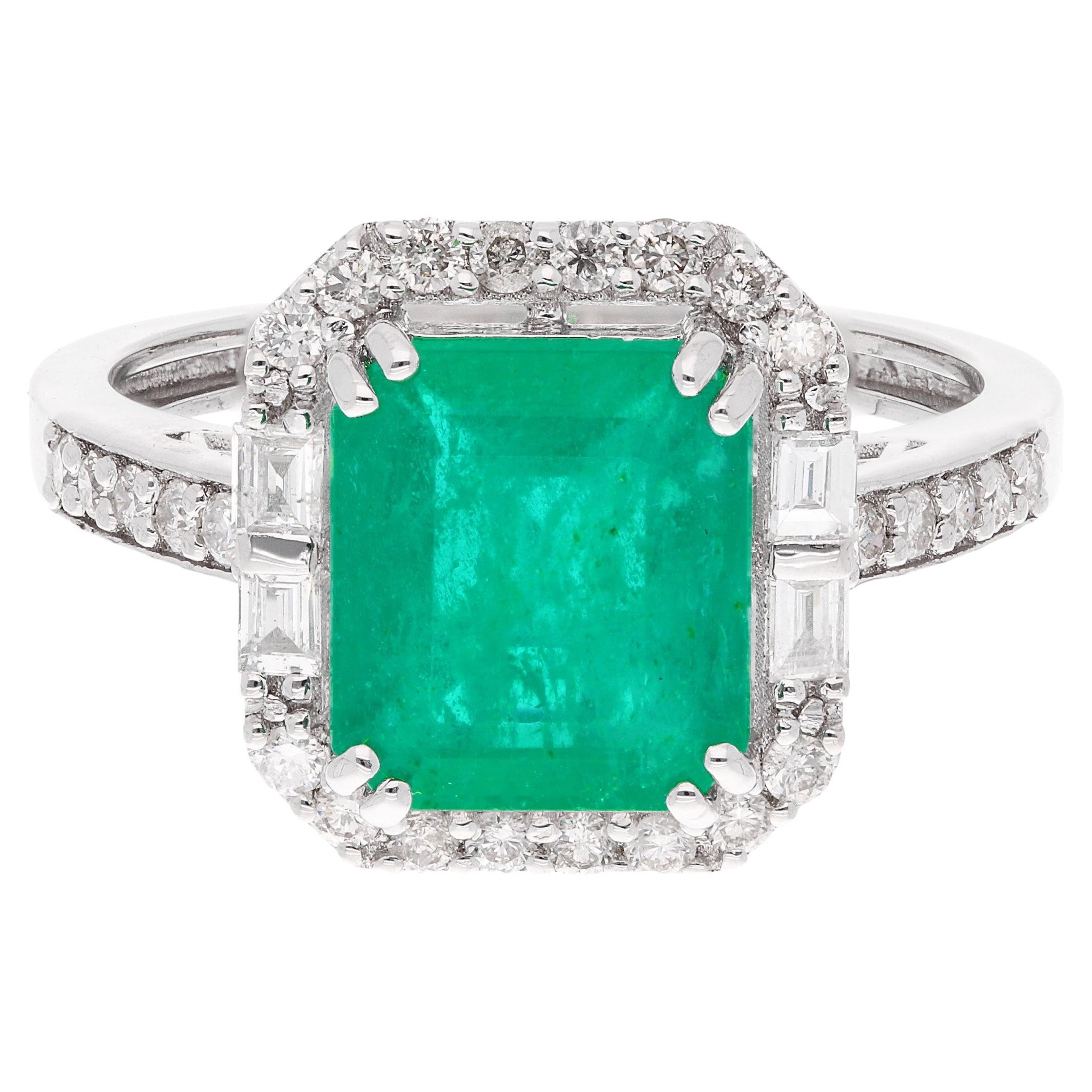Natural Emerald Gemstone Cocktail Ring Baguette Diamond 14k White Gold Jewelry For Sale