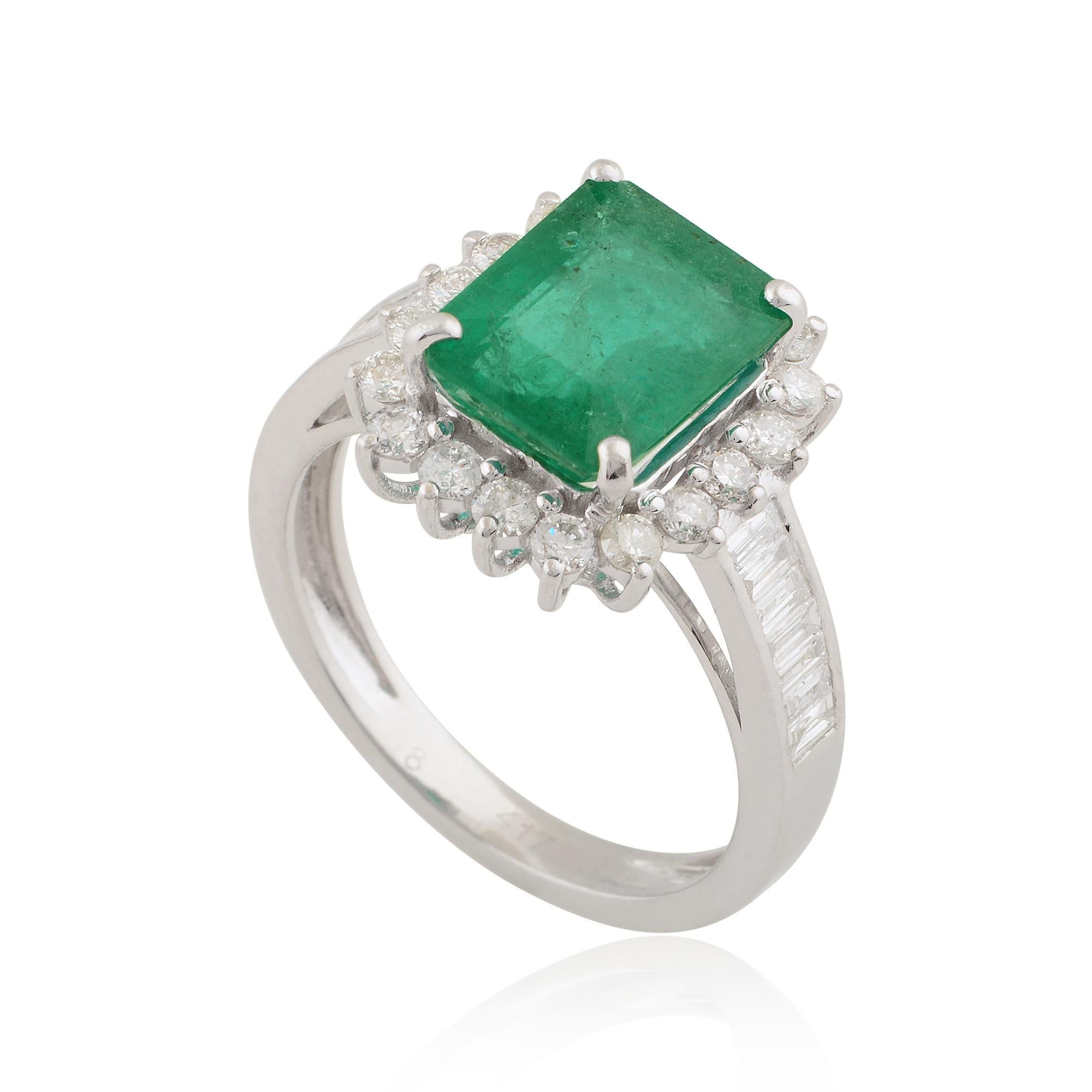 Women's Zambian Emerald Gemstone Cocktail Ring Baguette Round Diamond 10k White Gold For Sale