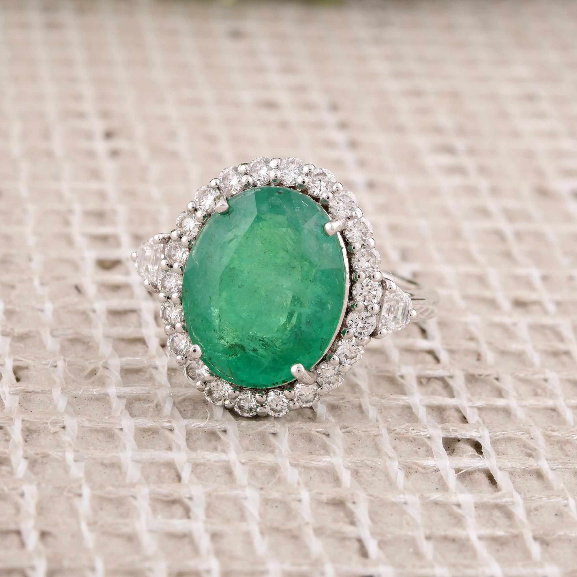 Women's Zambian Emerald Gemstone Cocktail Ring Diamond 14 Karat White Gold Fine Jewelry For Sale
