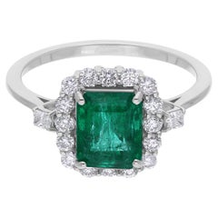 Zambianischer Smaragd-Edelstein-Cocktailring aus 14 Karat Weißgold mit Diamanten