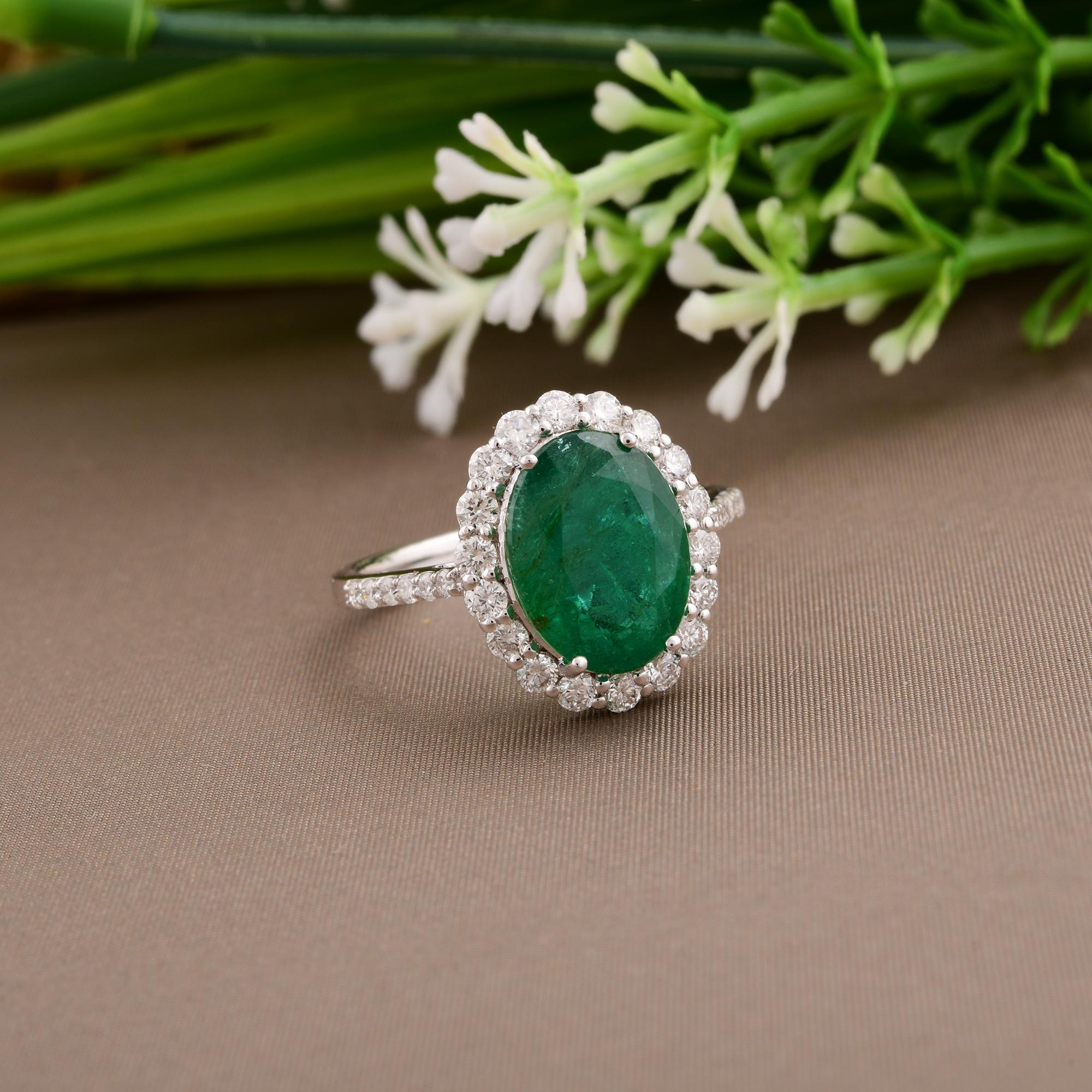 Zambian Emerald Gemstone Cocktail Ring Diamond 18 Karat White Gold Fine Jewelry For Sale 1
