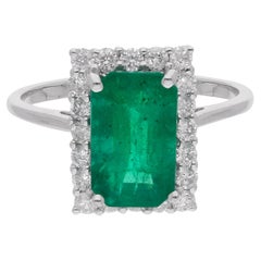 Zambianischer Smaragd-Edelstein-Cocktailring aus 18 Karat Weißgold mit Diamanten