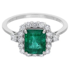 Zambianischer Smaragd-Edelstein-Cocktailring aus 18 Karat Weißgold mit Diamanten