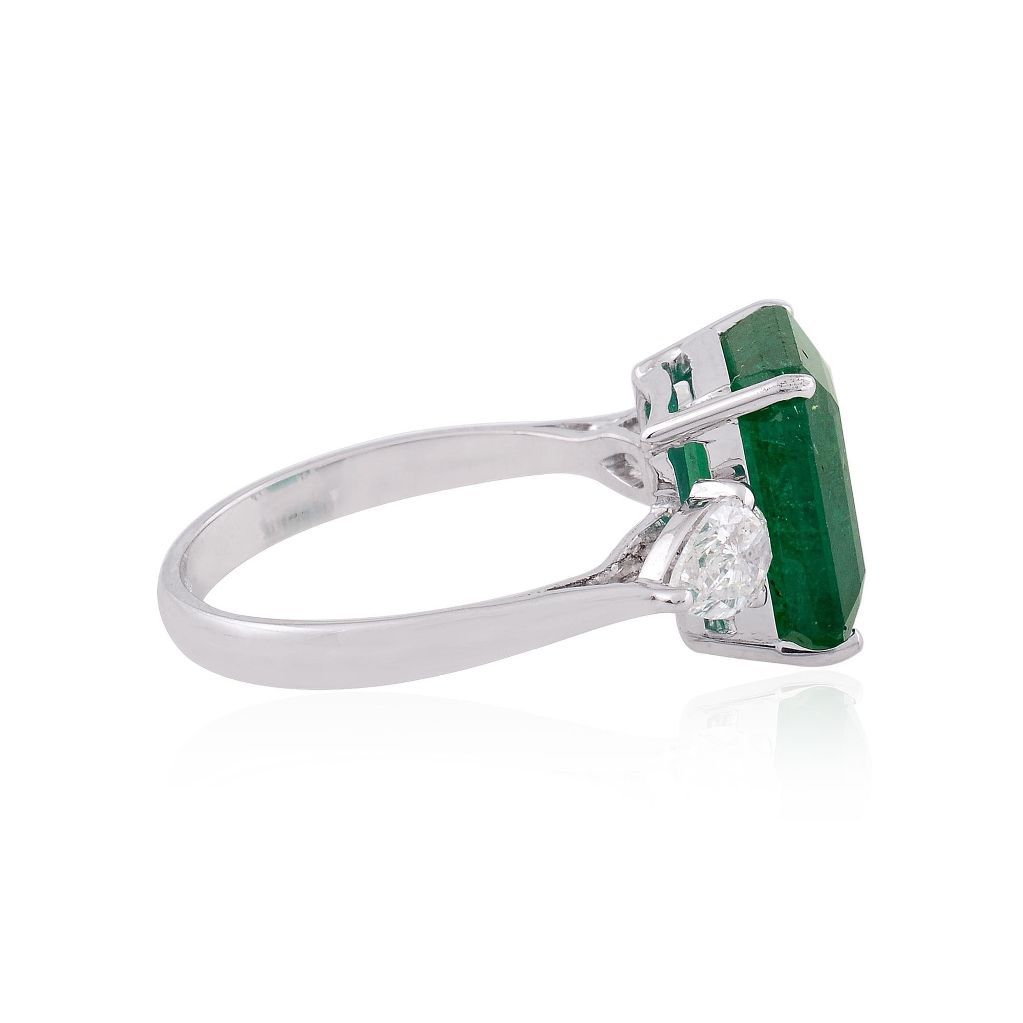 For Sale:  Natural Emerald Gemstone Cocktail Ring Diamond 18k White Gold Handmade Jewelry 5