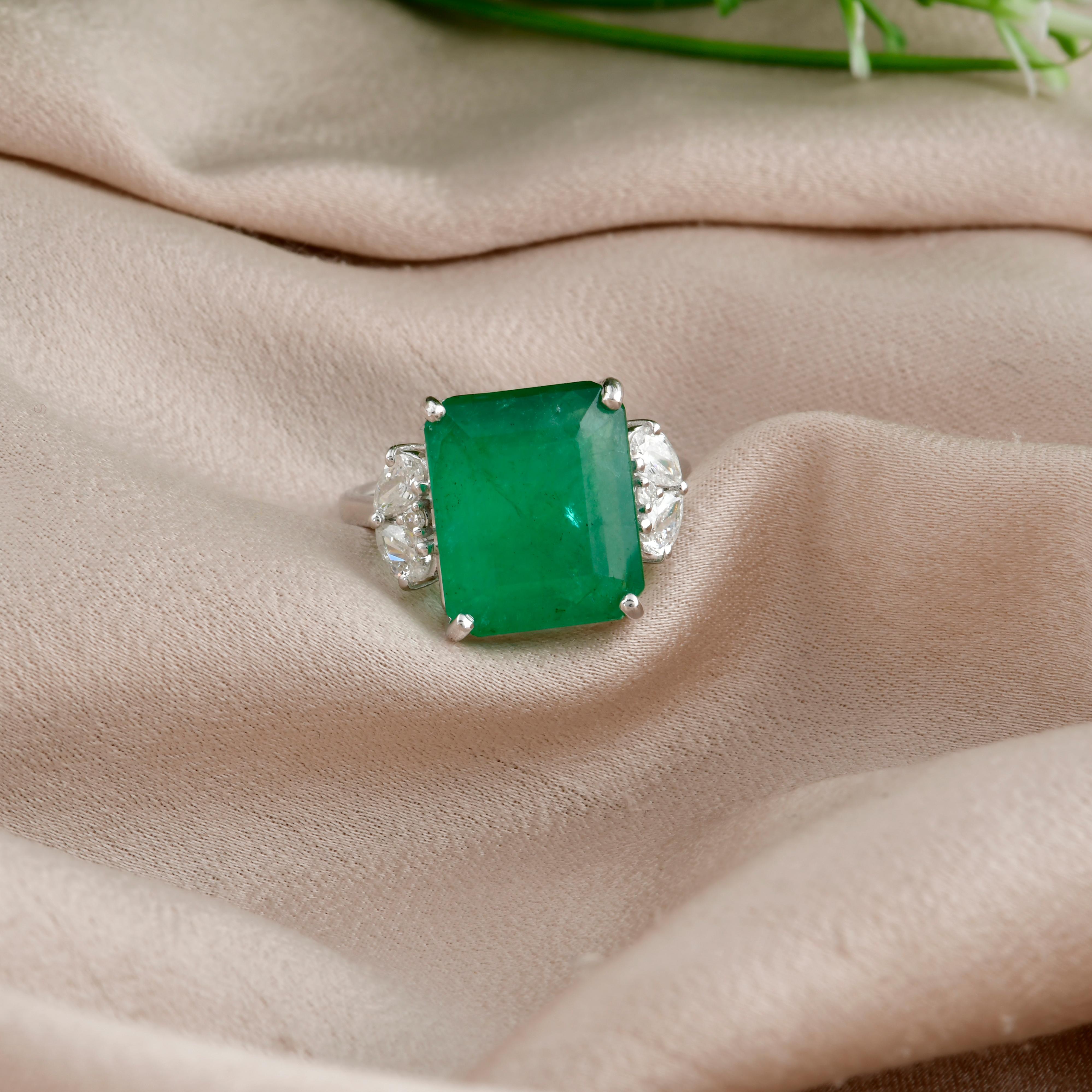 Women's Zambian Emerald Gemstone Cocktail Ring Diamond 18k White Gold Handmade Jewelry For Sale