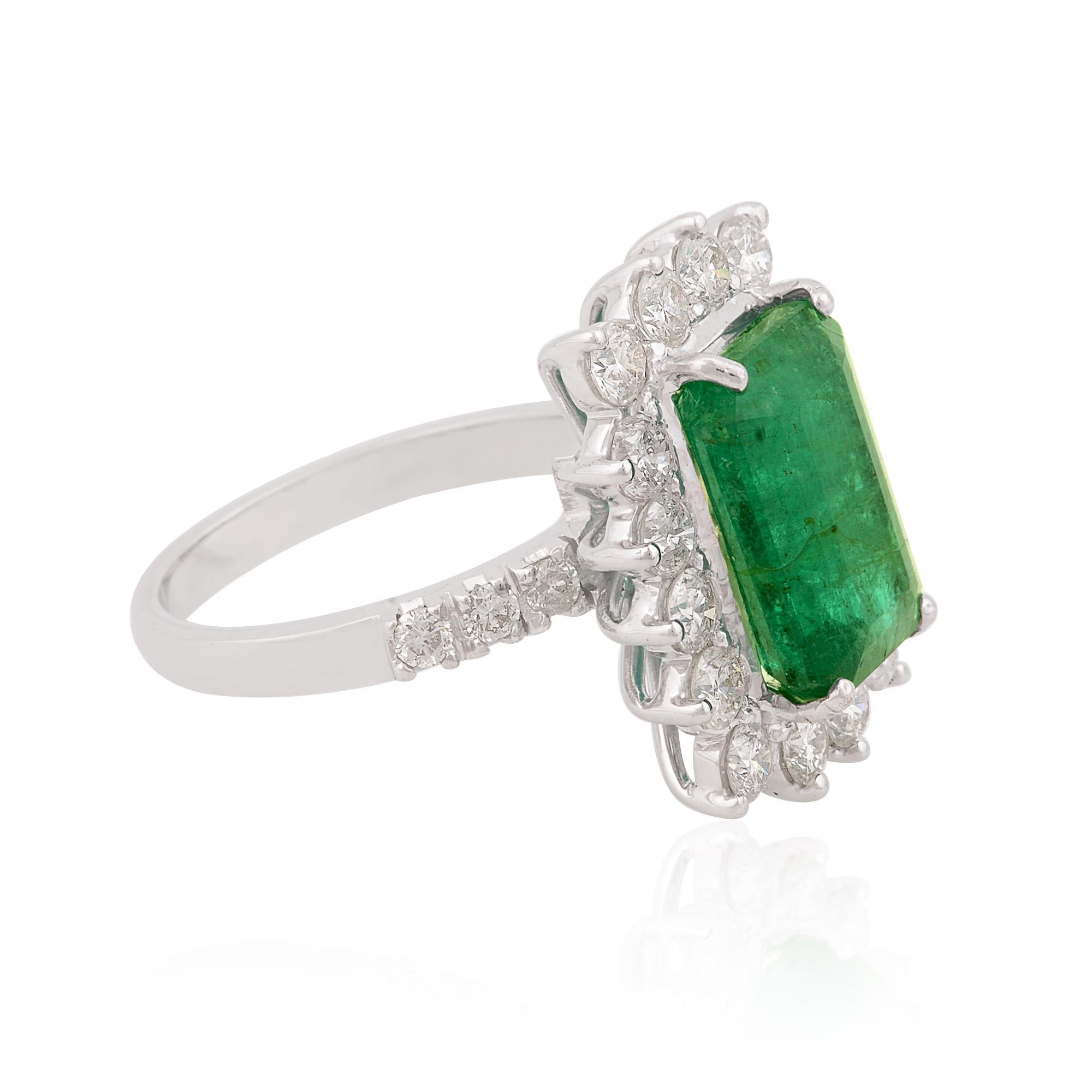 For Sale:  Natural Emerald Gemstone Cocktail Ring Diamond Solid 18k White Gold Fine Jewelry 2