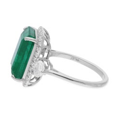 Zambian Emerald Gemstone Cocktail Ring SI/H Diamond 14 Karat White Gold Jewelry