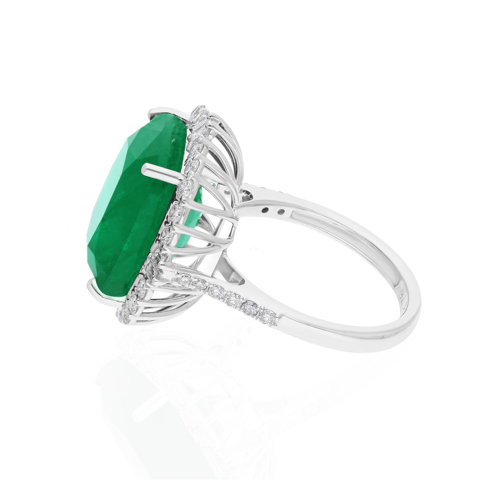 Modern Zambian Emerald Gemstone Cocktail Ring SI/H Diamond 18 Karat White Gold Jewelry