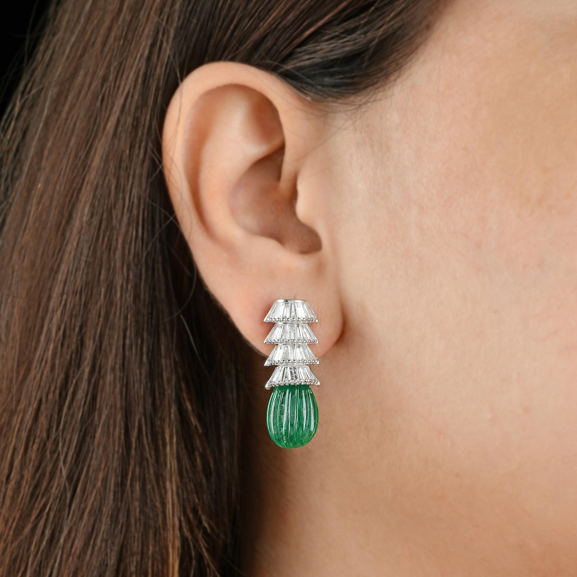 Modern Natural Emerald Gemstone Dangle Earrings Baguette Diamond 18 Karat White Gold For Sale