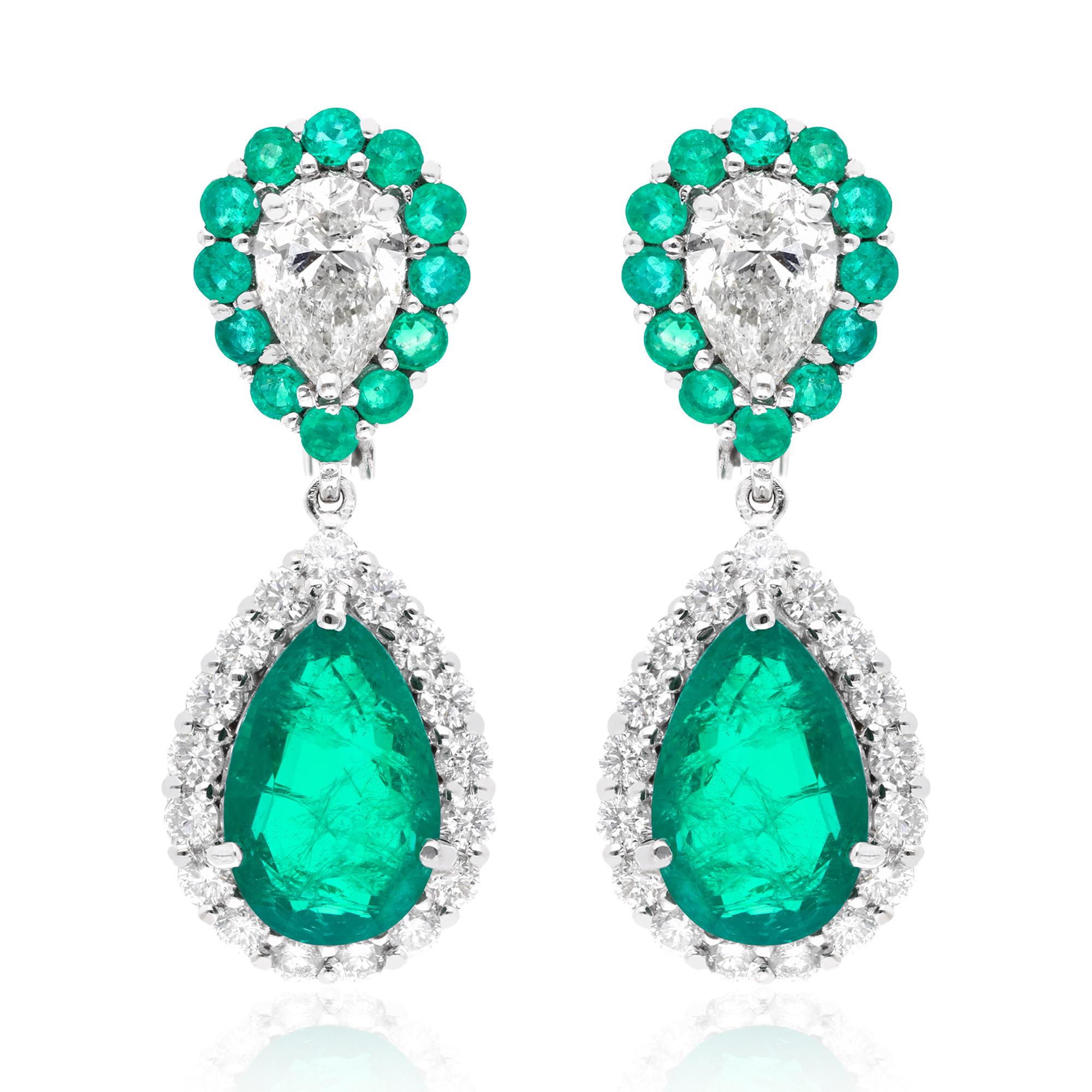 Zambian Emerald Gemstone Dangle Earrings Diamond 18 Karat White Gold Jewelry In New Condition For Sale In Diera, Dubai
