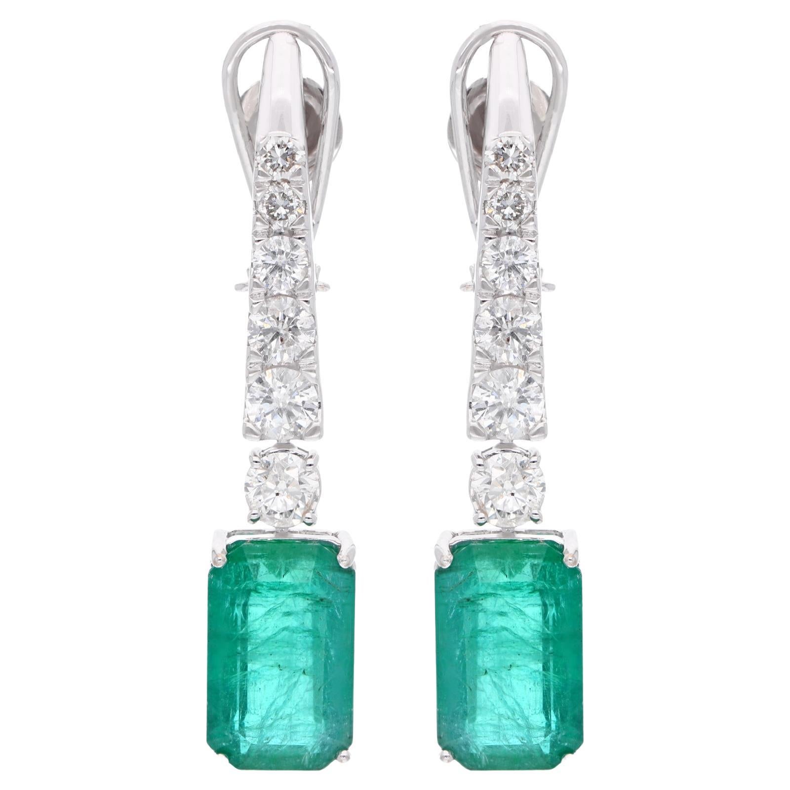 Natural Emerald Earrings Princess Cut Diamond 18 Karat Yellow Gold Fine Jewelry For Sale at 1stDibs