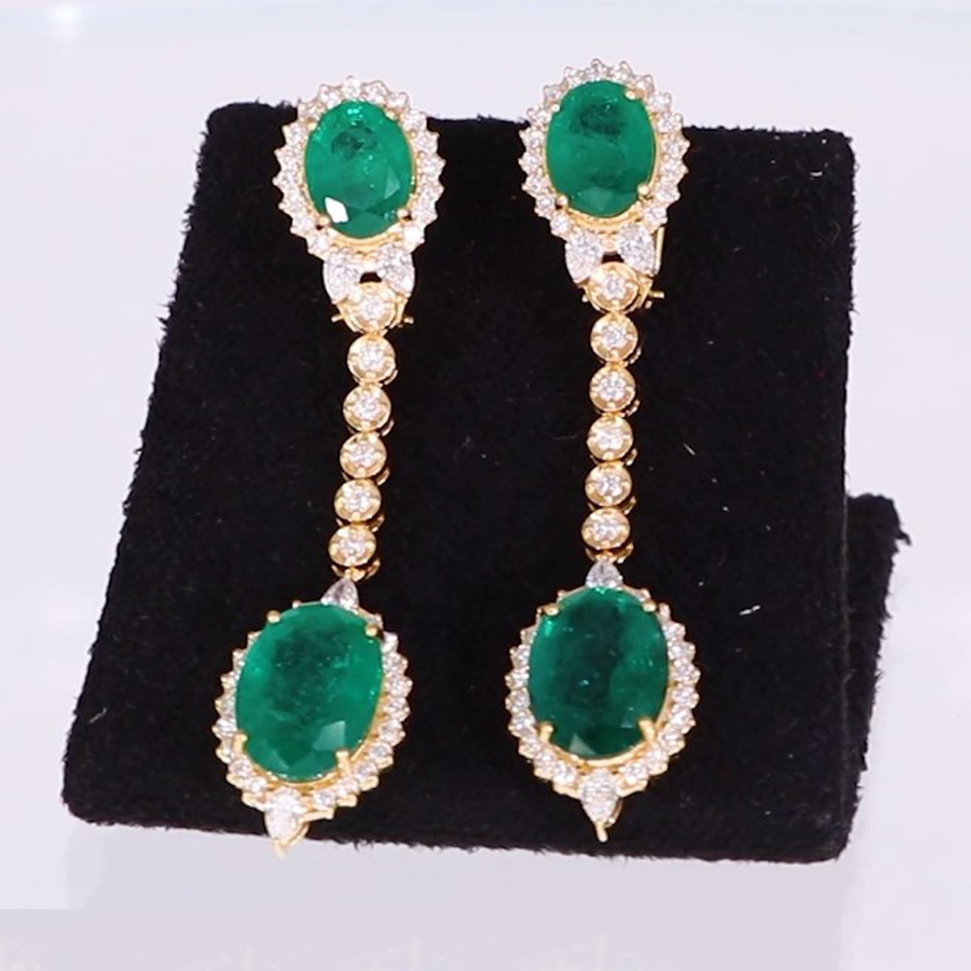 Oval Cut Zambian Emerald Gemstone Dangle Earrings Diamond 18 Karat Yellow Gold Jewelry For Sale