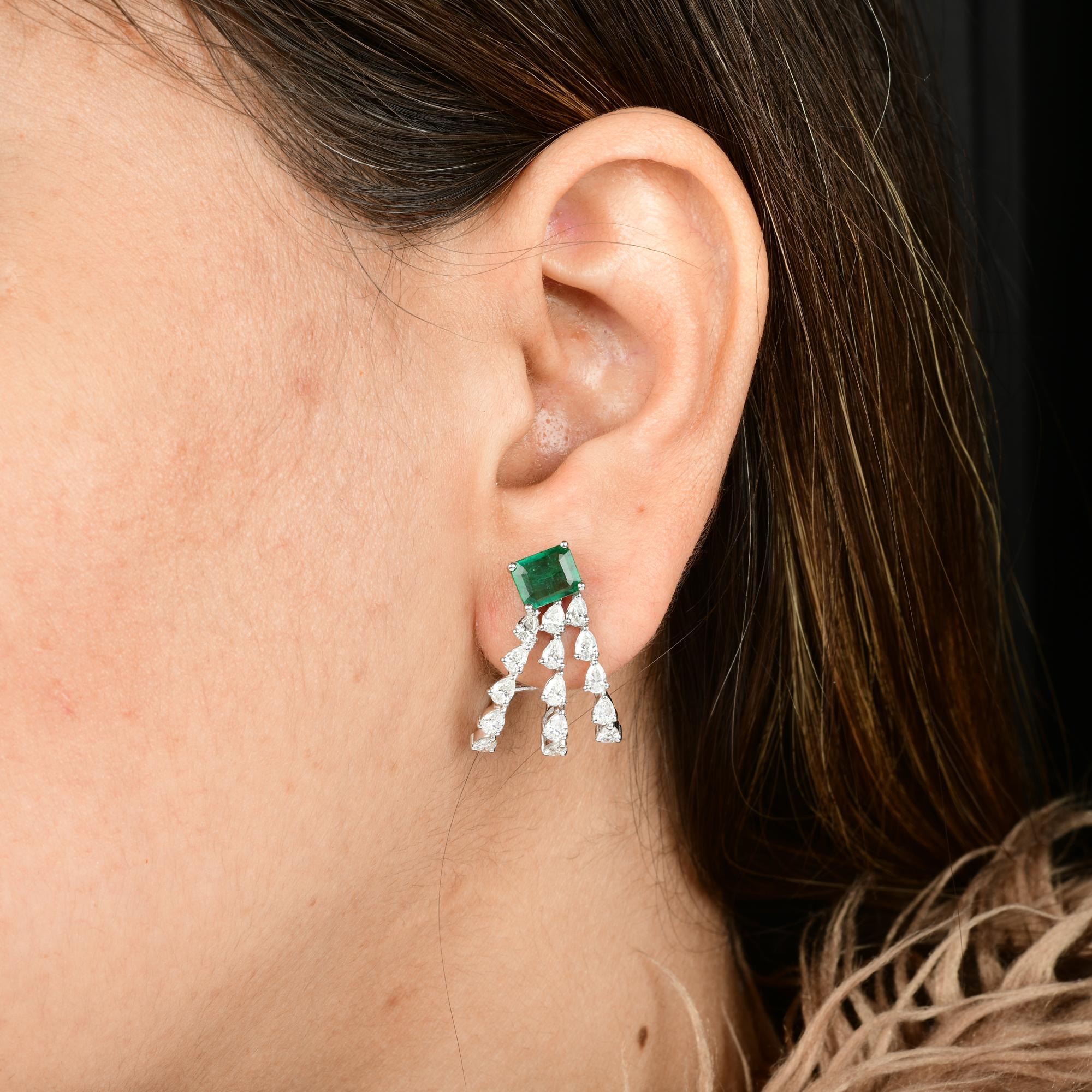 Pear Cut Natural Emerald Gemstone Earrings SI/HI Diamond 18 Karat White Gold Fine Jewelry For Sale