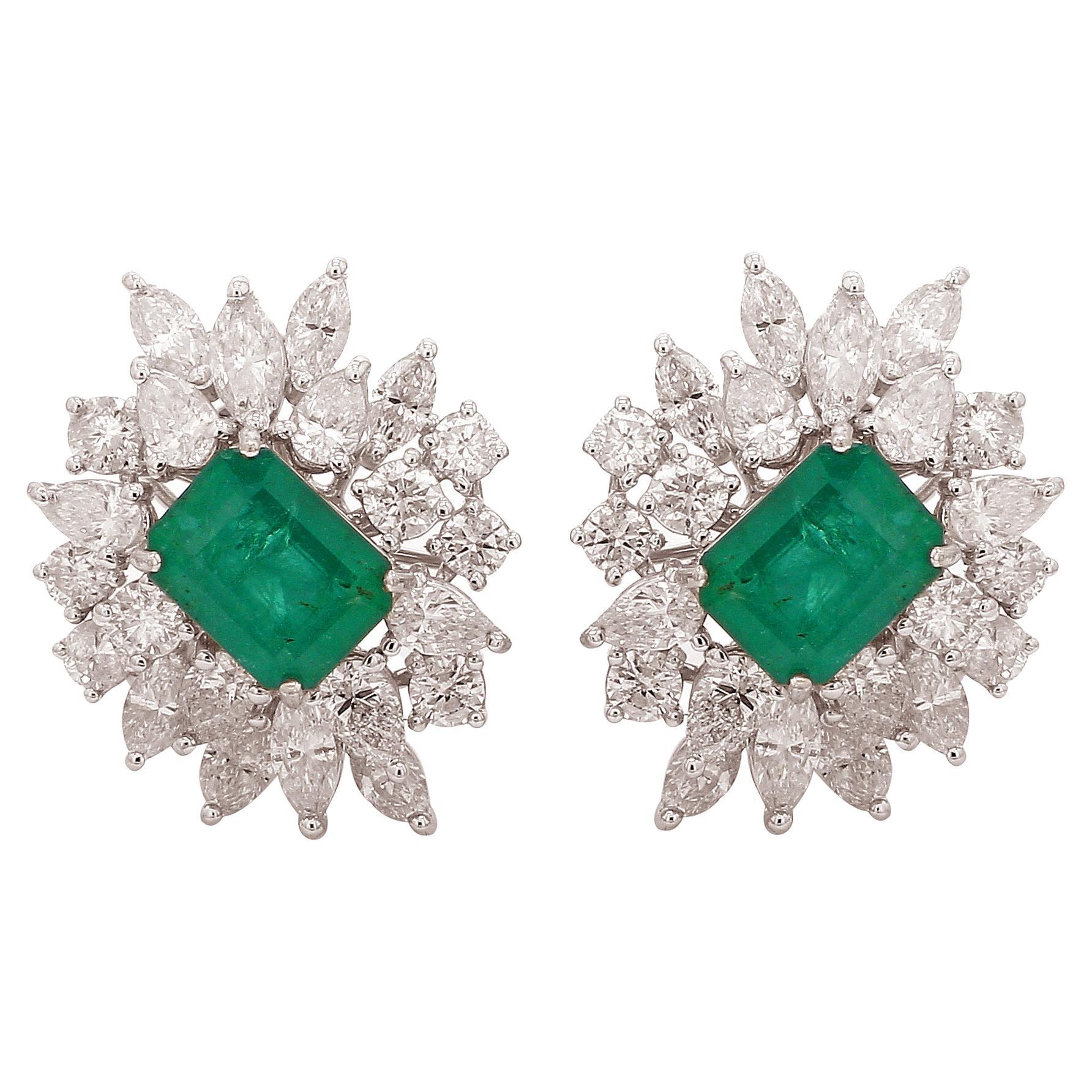 Natural Emerald Gemstone Fine Stud Earrings Marquise Diamond 18 Karat White Gold