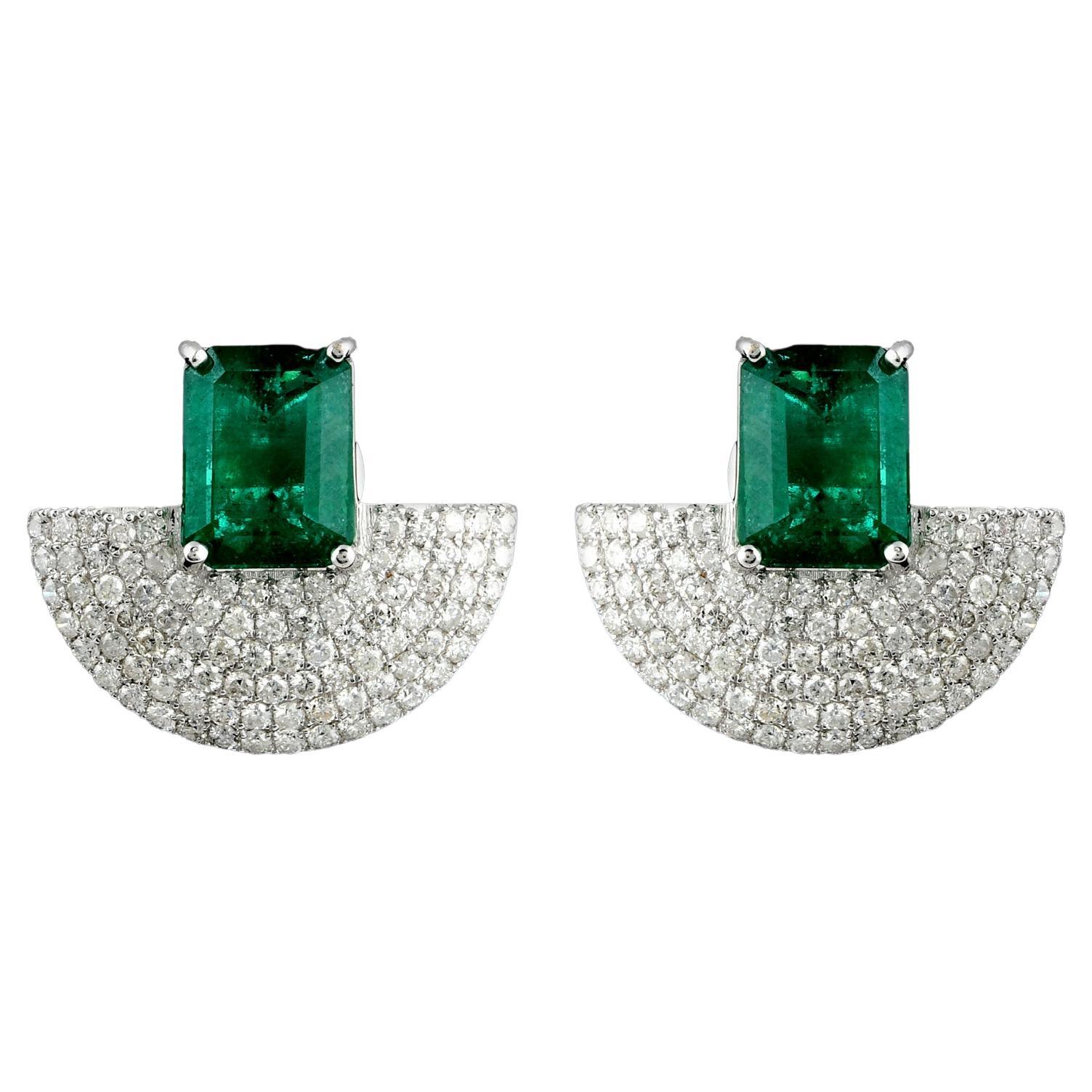 Spectrum Jewels Natural Emerald Hand Fan Stud Earrings Diamond 18kt White Gold For Sale