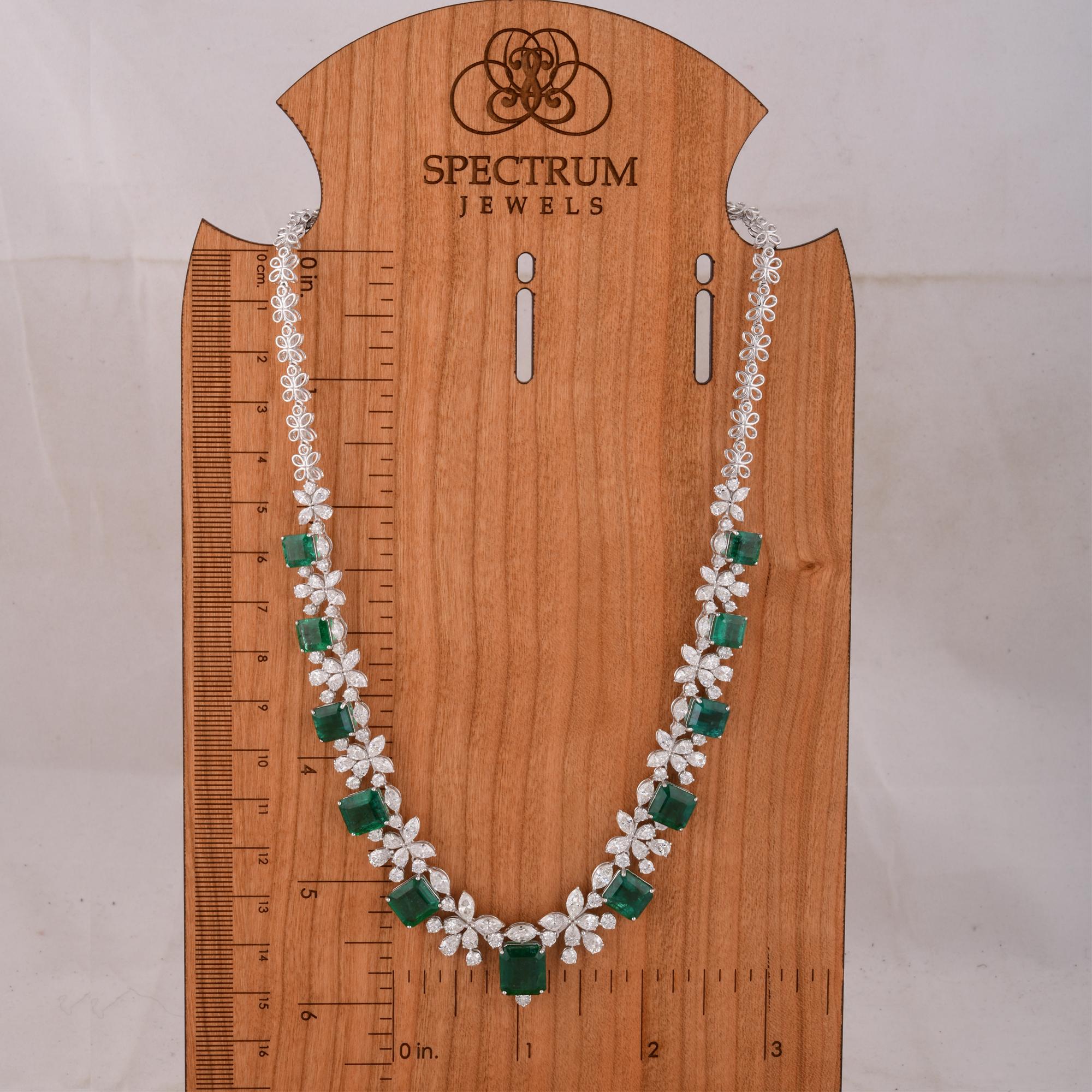 Zambian Emerald Gemstone Necklace Diamond 14 Karat White Gold Handmade Jewelry In New Condition For Sale In Diera, Dubai