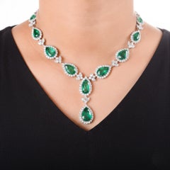 Zambian Emerald Gemstone Necklace SI/H Diamond 14 Karat White Gold Fine Jewelry