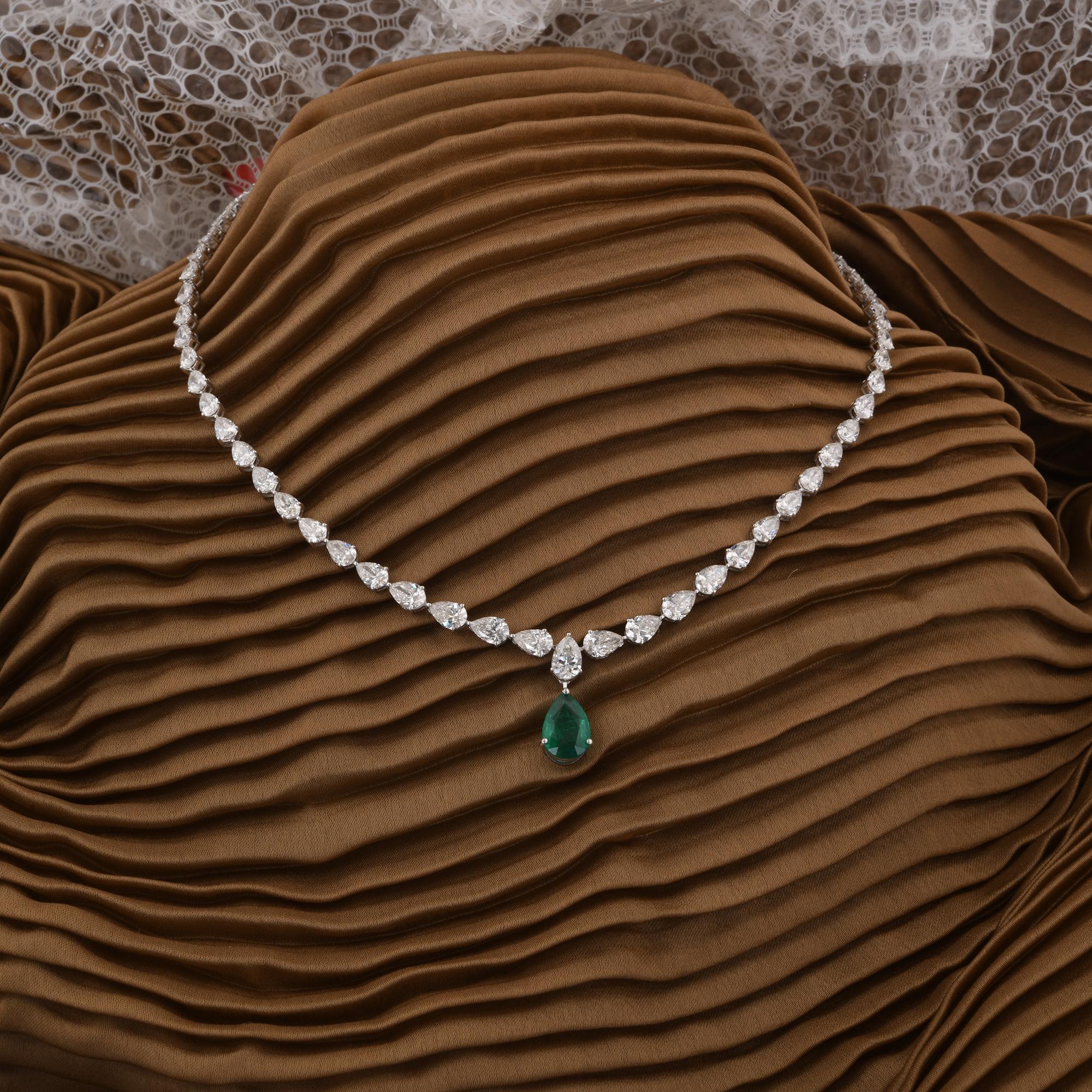 Zambian Emerald Gemstone Necklace SI/H Diamond 18 Karat White Gold Fine Jewelry In New Condition For Sale In Diera, Dubai