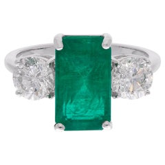 Natural Emerald Gemstone Ring Diamond 18 Karat White Gold Handmade Fine Jewelry