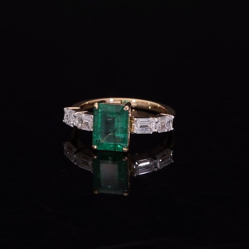 Zambian Emerald Gemstone Ring Emerald Cut Diamond 18 Karat Yellow Gold Jewelry For Sale 1