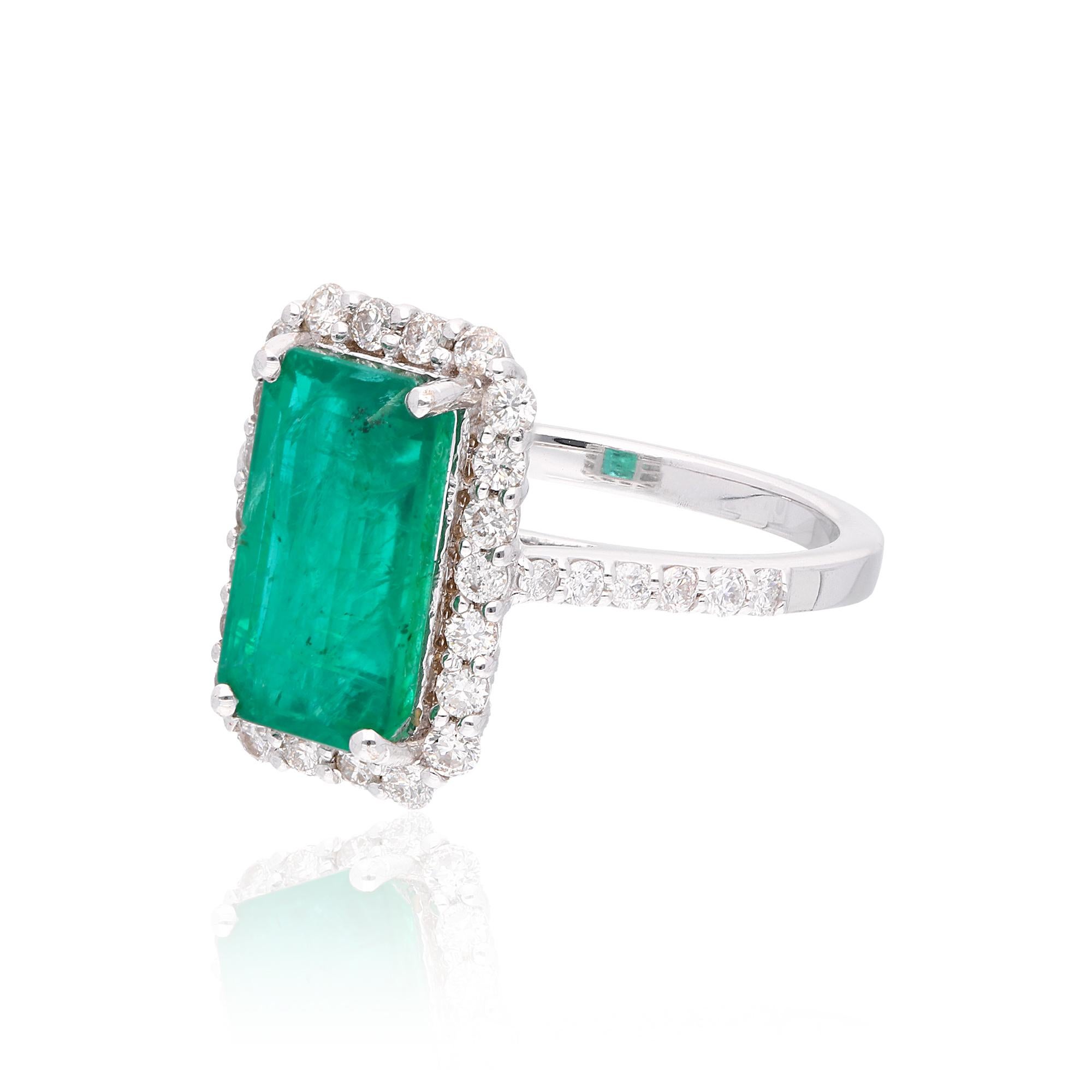 For Sale:  Natural Emerald Gemstone Ring SI Clarity HI Color Diamond 18 Karat White Gold 2