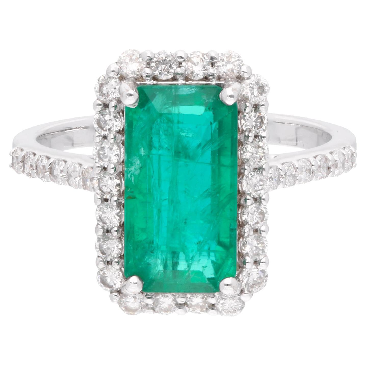 For Sale:  Natural Emerald Gemstone Ring SI Clarity HI Color Diamond 18 Karat White Gold