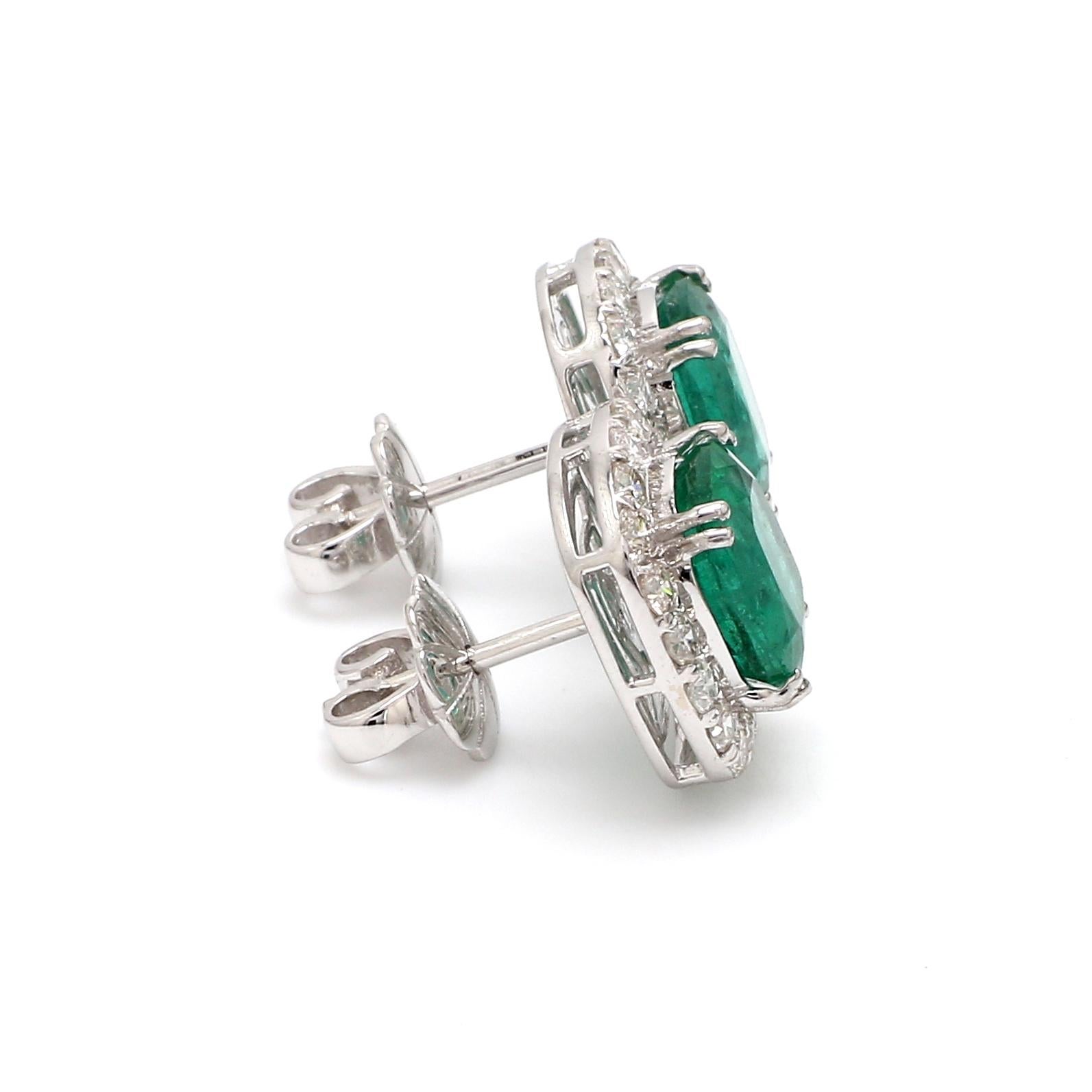 Round Cut Natural Emerald Gemstone Stud Earrings Diamond 18 Karat White Gold Fine Jewelry For Sale