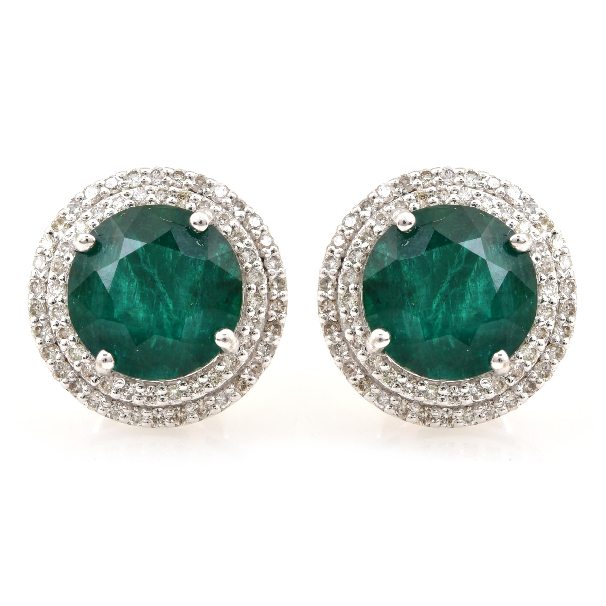 Women's Natural Emerald Gemstone Stud Earrings Diamond Pave Solid 18k White Gold Jewelry For Sale