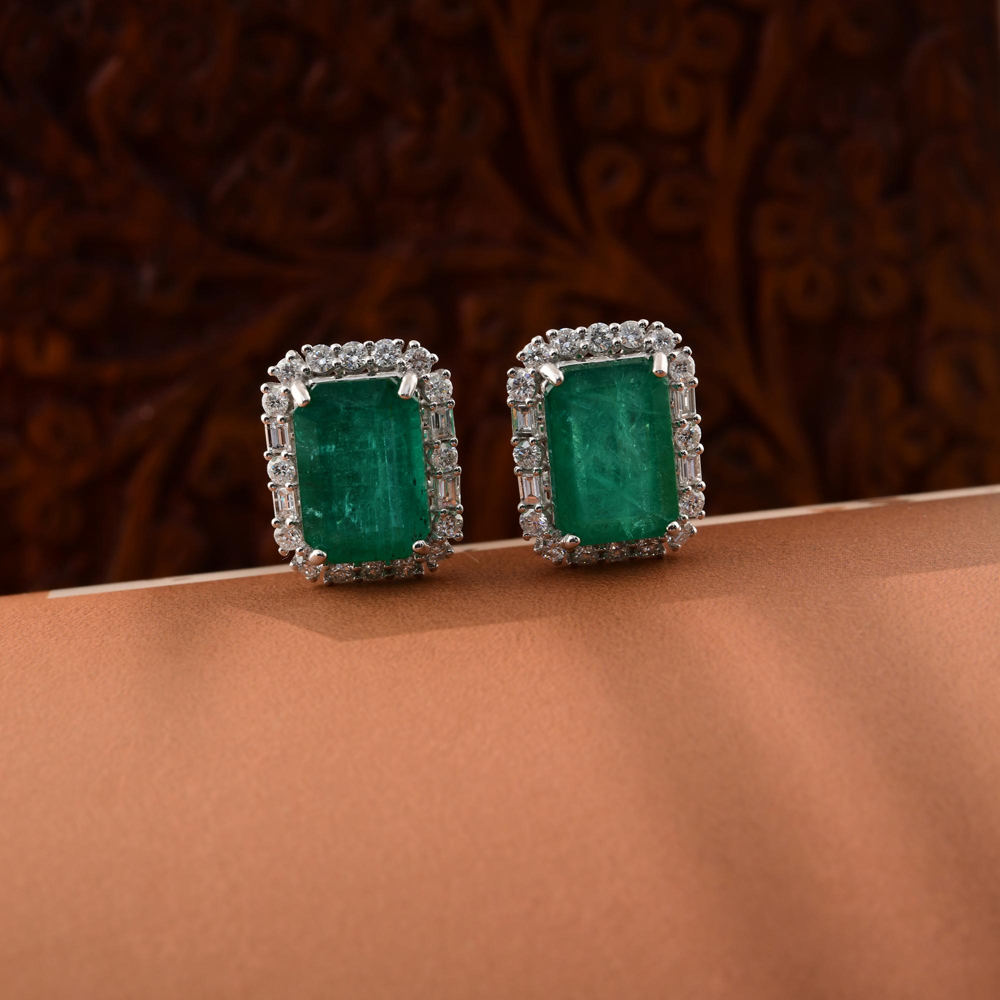 10.4 Carat Zambian Emerald Gemstone Stud Earrings 1.45 Ct Diamond 18k White Gold In New Condition For Sale In Diera, Dubai