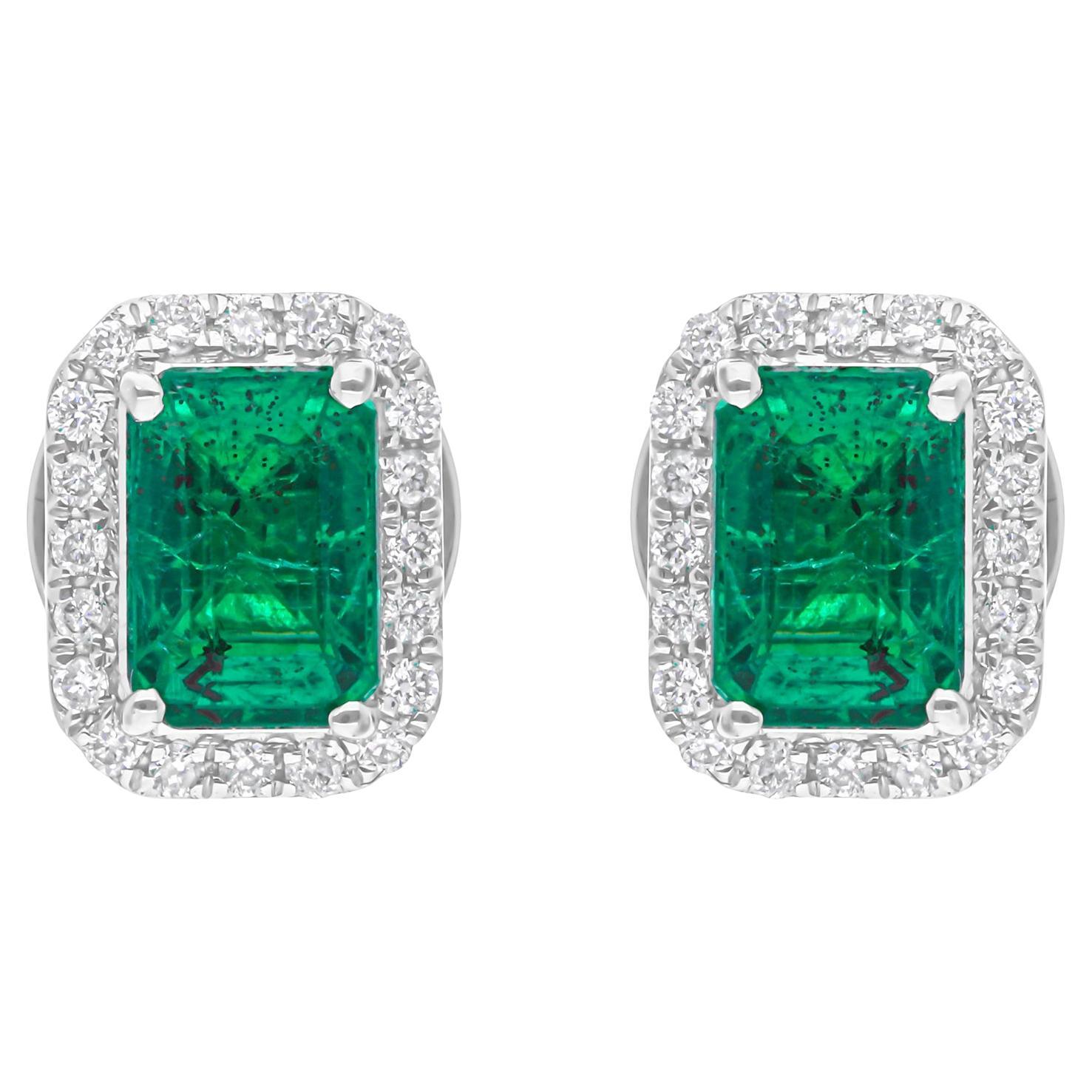 Zambian Emerald Gemstone Stud Earrings SI/H Diamond 18 Karat White Gold Jewelry