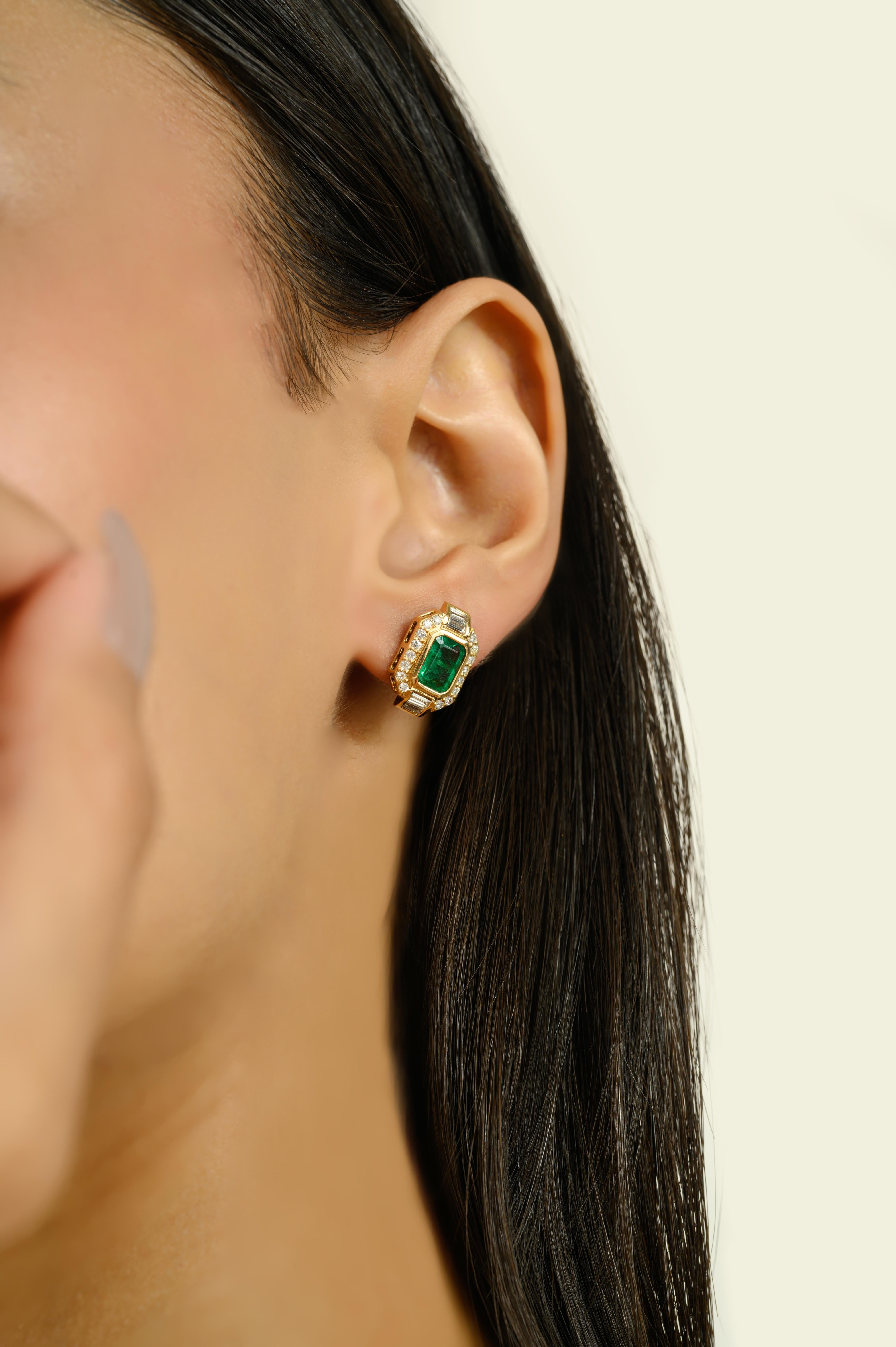 Women's Zambian Emerald Halo Stud Earrings with Baguette & Round Diamond 18k Yellow Gold For Sale