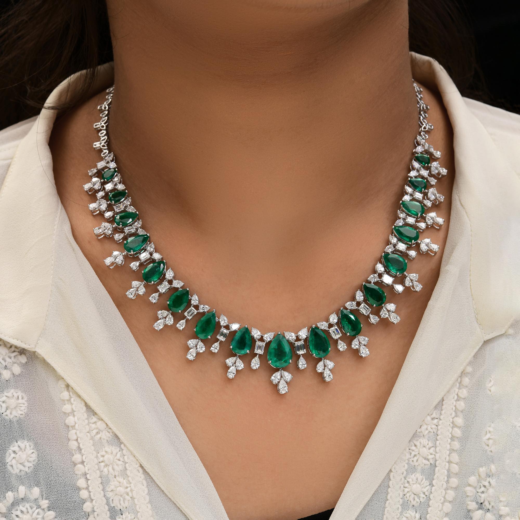 Zambian Emerald Necklace SI Clarity HI Color Diamond 14 Karat White Gold Jewelry In New Condition For Sale In Diera, Dubai