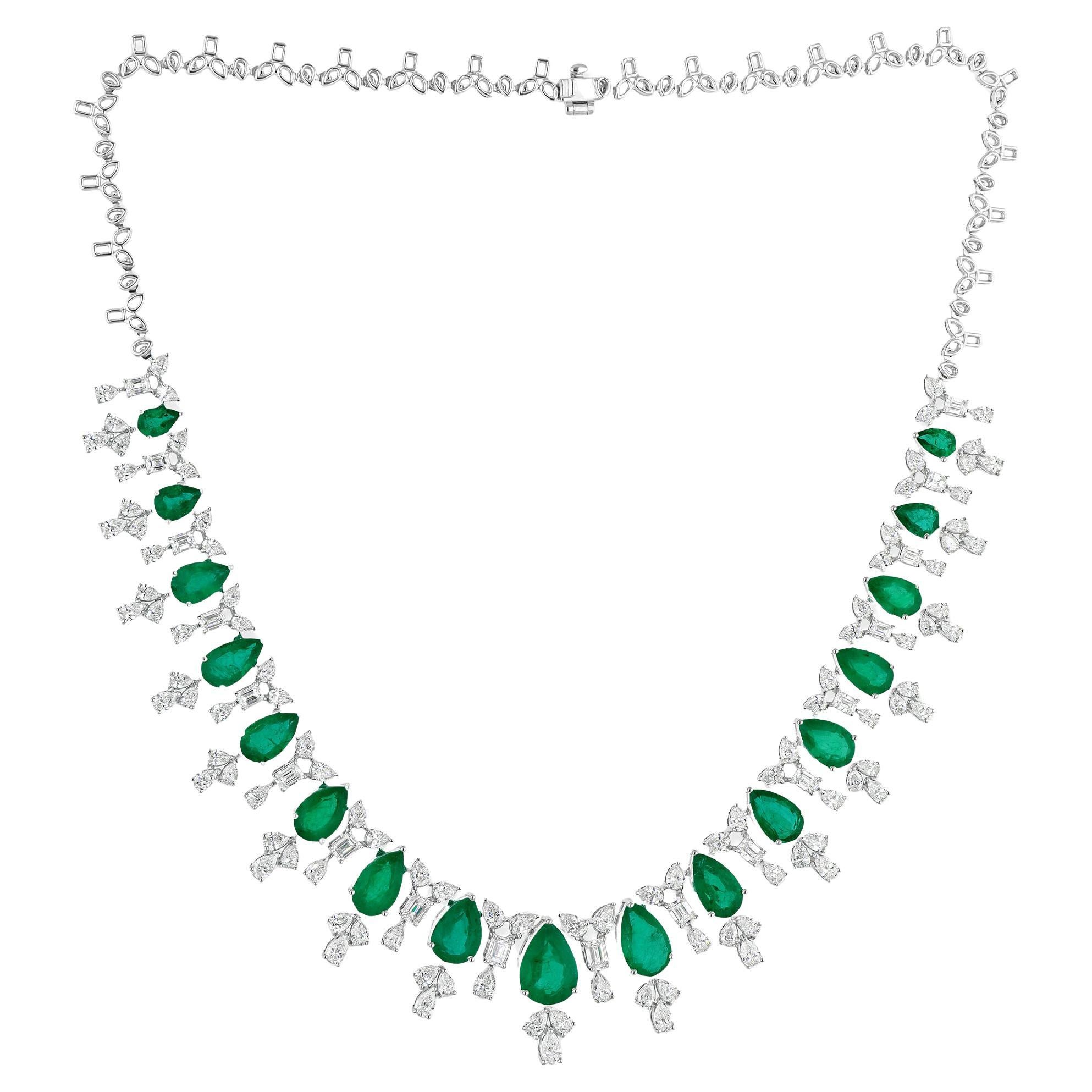 Zambian Emerald Necklace SI Clarity HI Color Diamond 18 Karat White Gold Jewelry For Sale