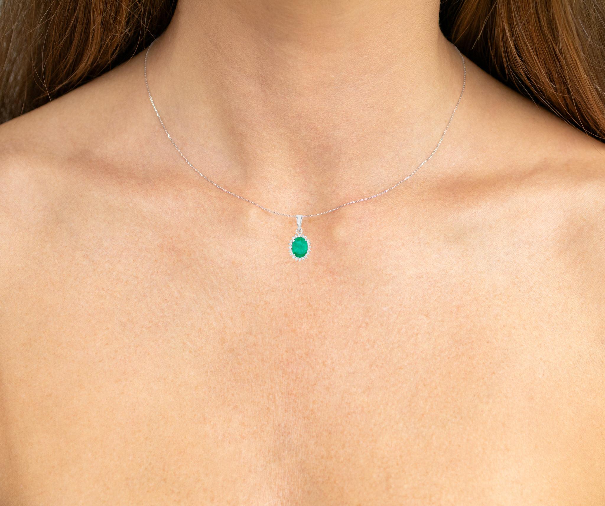 It comes with the Gemological Appraisal by GIA GG/AJP
All gemstones are natural
Zambian Emerald = 1.20 Carats
20 Diamonds = 0.15 Carats
Metal: 10K White Gold
Dimensions: 19 x 10 x 5 mm
Necklace Length: 16 Inches