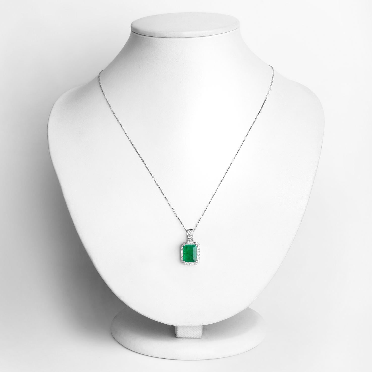 Emerald Cut Zambian Emerald Pendant Necklace Diamonds 3.15 Carats 14K White Gold For Sale